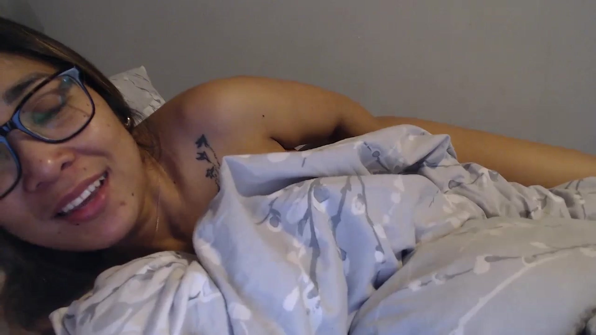 Gallery image thumbnail from NewKristine23's myfreecams stream on, 03/10/2024, 09:28 image 6 of 20