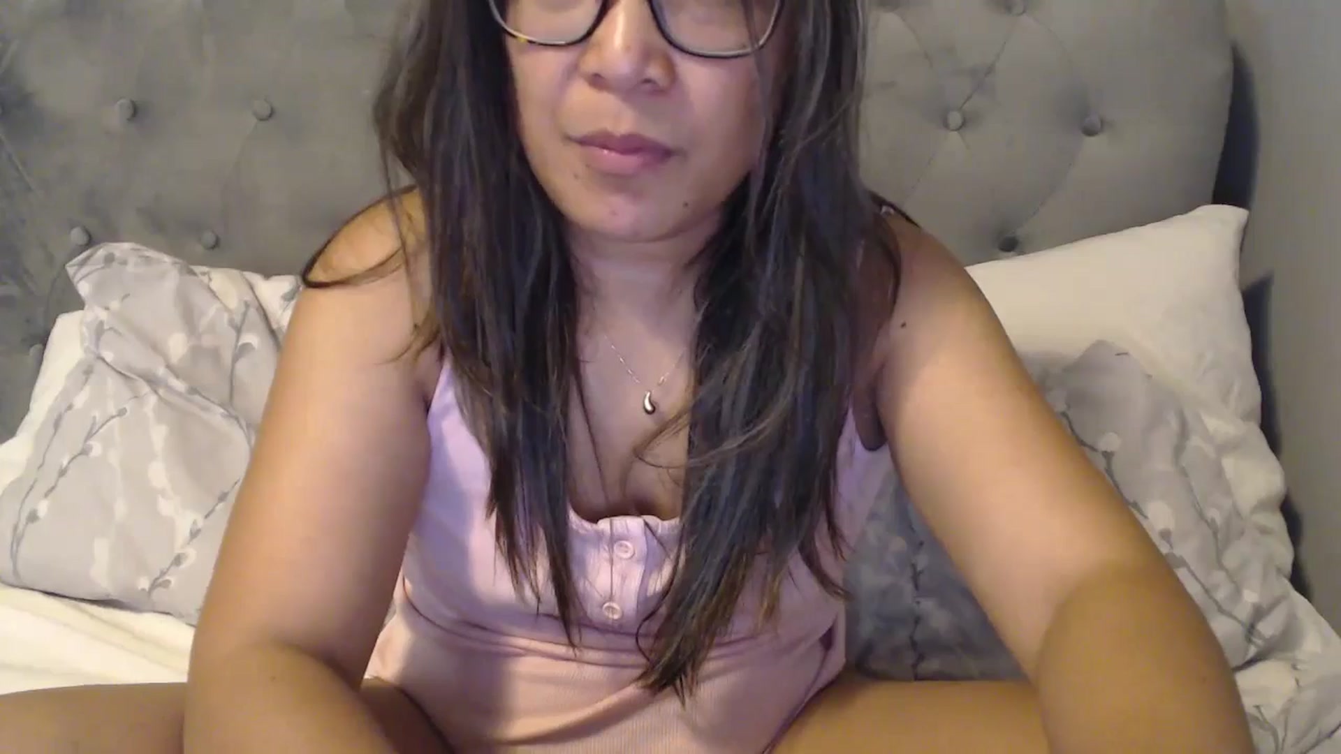 Gallery image thumbnail from NewKristine23's myfreecams stream on, 04/26/2024, 23:08 image 18 of 20
