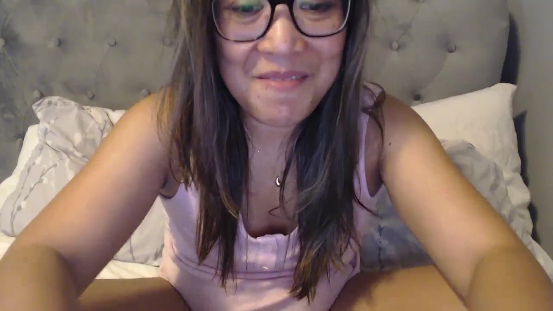 Gallery image thumbnail from NewKristine23's myfreecams stream on, 04/26/2024, 23:08 image 19 of 20