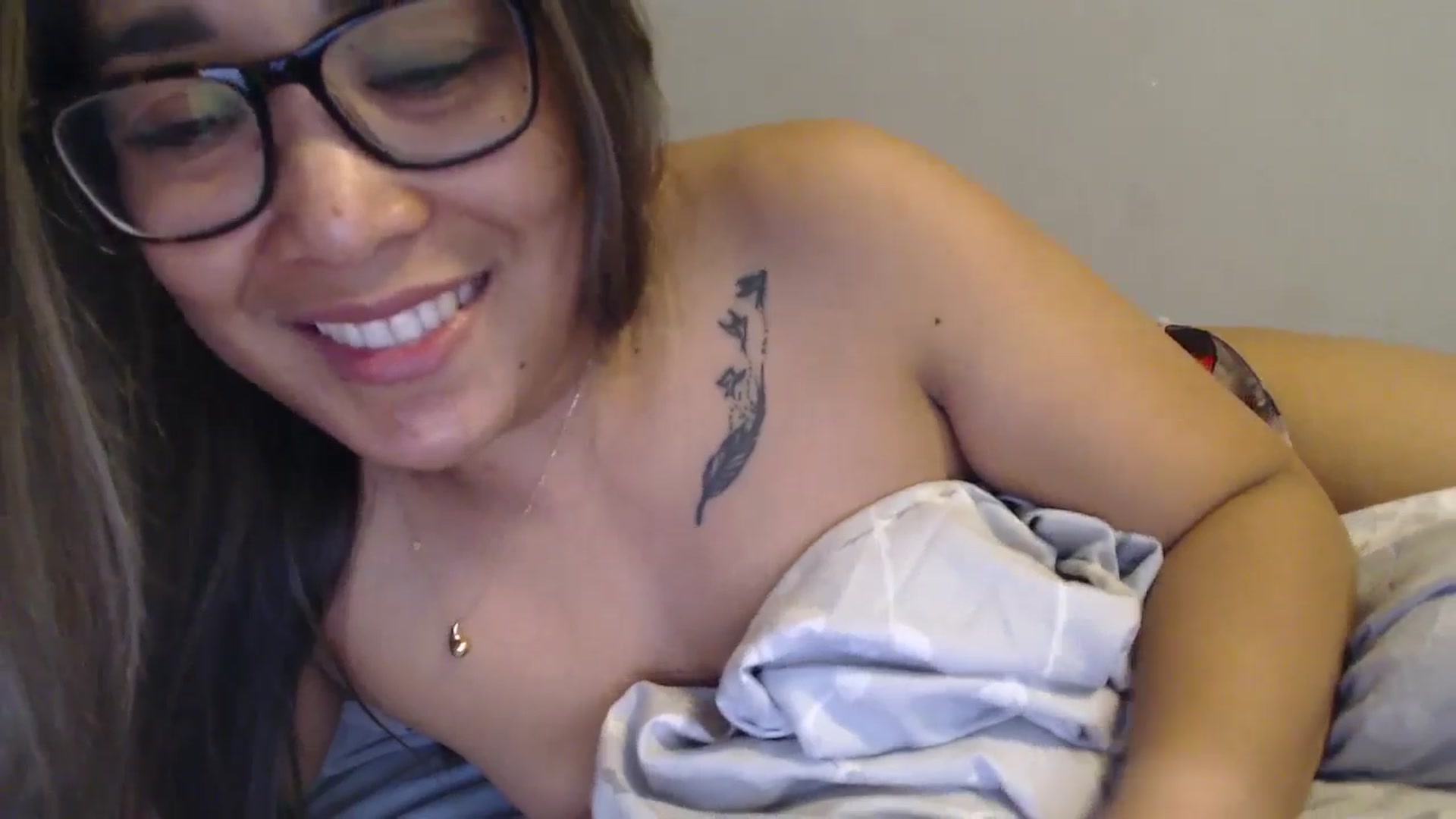 Gallery image thumbnail from NewKristine23's myfreecams stream on, 04/27/2024, 23:51 image 9 of 20