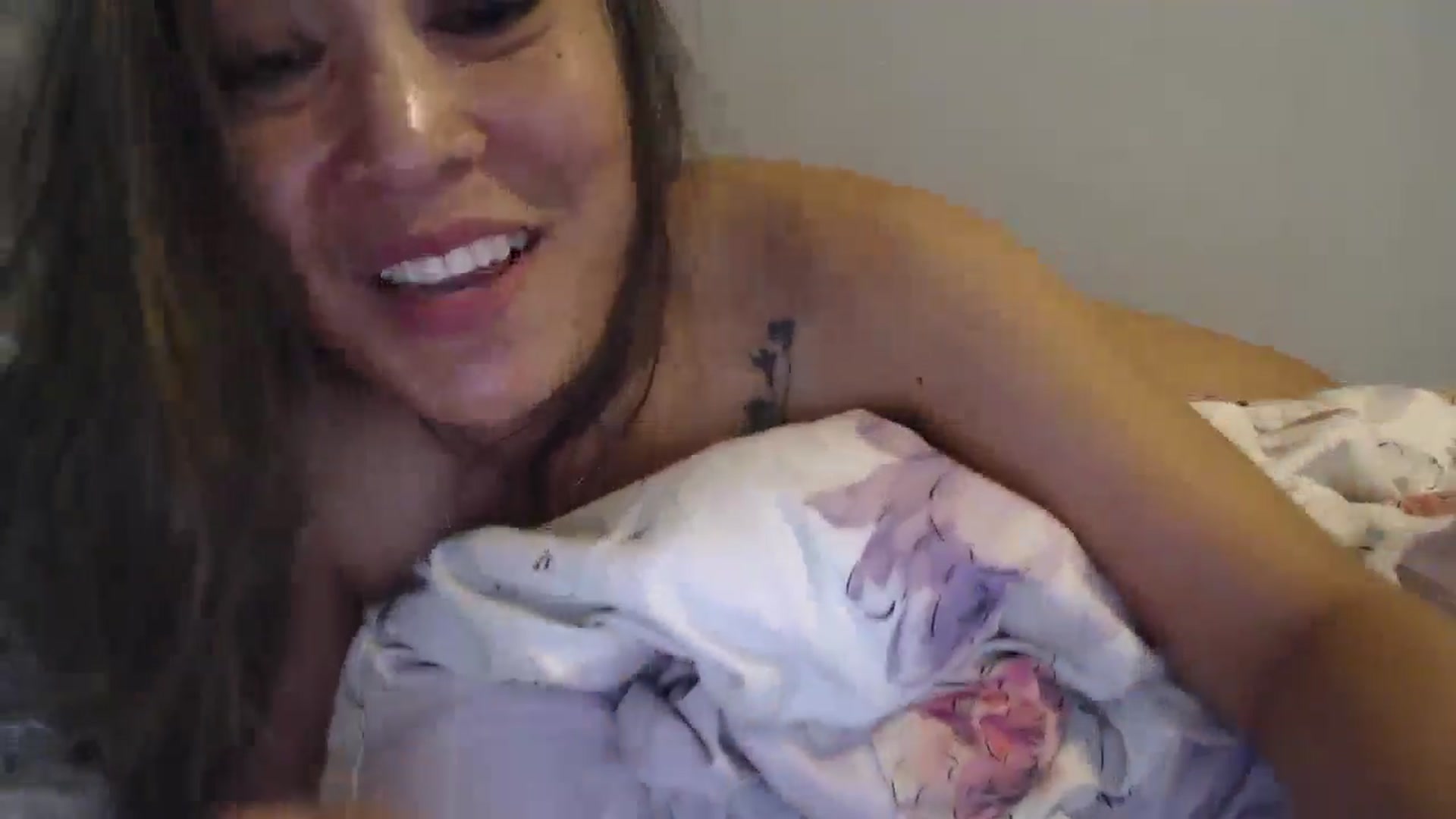 Gallery image thumbnail from NewKristine23's myfreecams stream on, 05/03/2024, 23:48 image 6 of 20