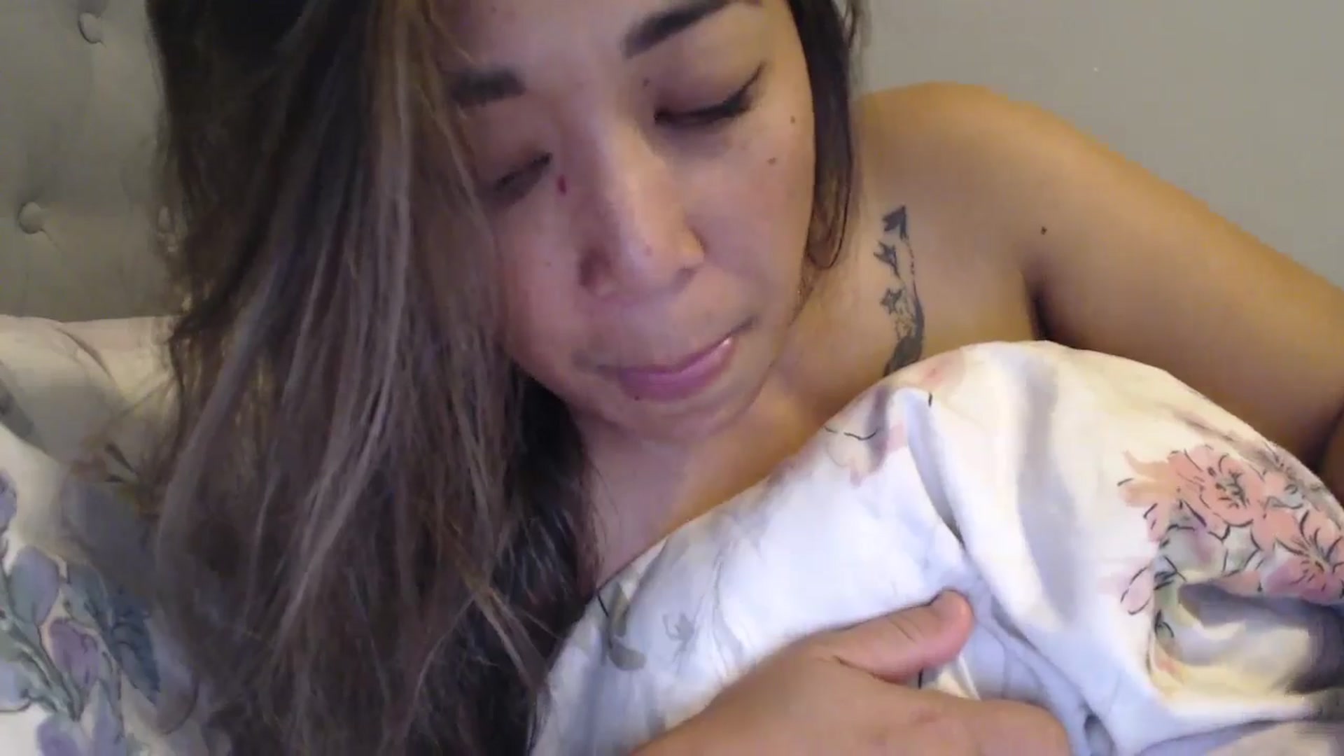 Gallery image thumbnail from NewKristine23's myfreecams stream on, 05/04/2024, 22:50 image 10 of 20