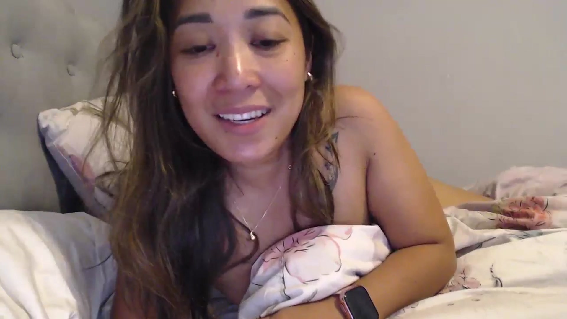 Gallery image thumbnail from NewKristine23's myfreecams stream on, 05/07/2024, 23:23 image 20 of 20