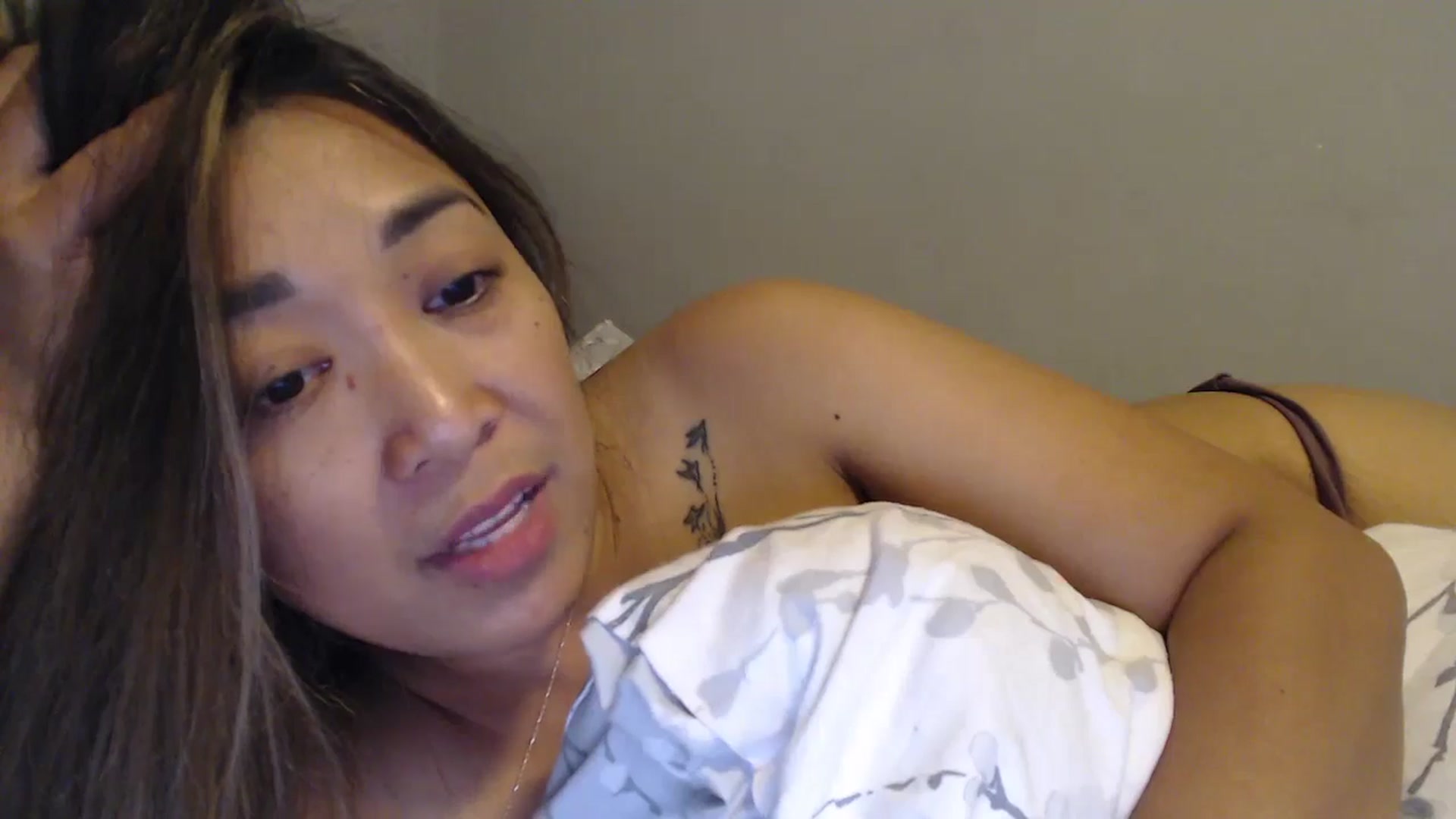 Gallery image thumbnail from NewKristine23's myfreecams stream on, 05/16/2024, 09:08 image 18 of 20