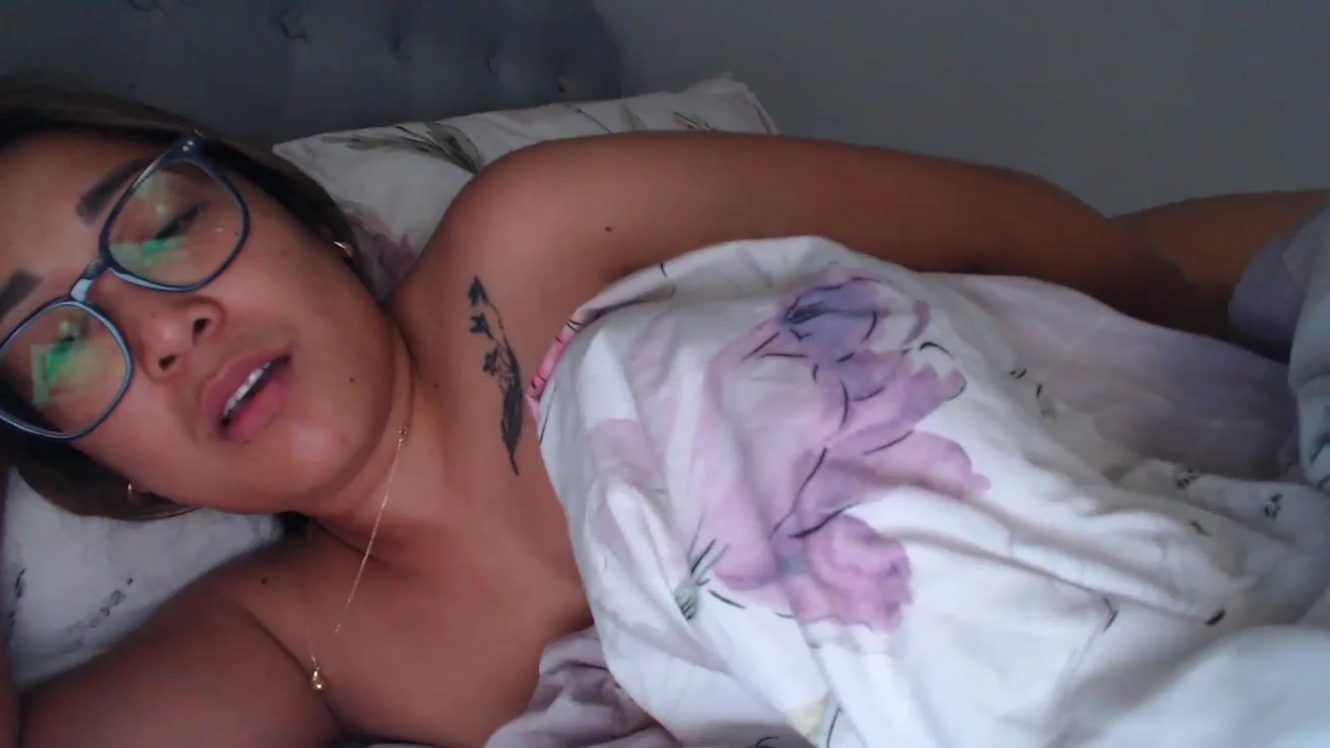 Gallery image thumbnail from NewKristine23's myfreecams stream on, 05/18/2024, 10:03 image 3 of 20