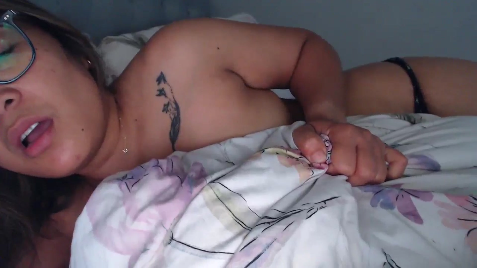 Gallery image thumbnail from NewKristine23's myfreecams stream on, 05/18/2024, 10:03 image 20 of 20