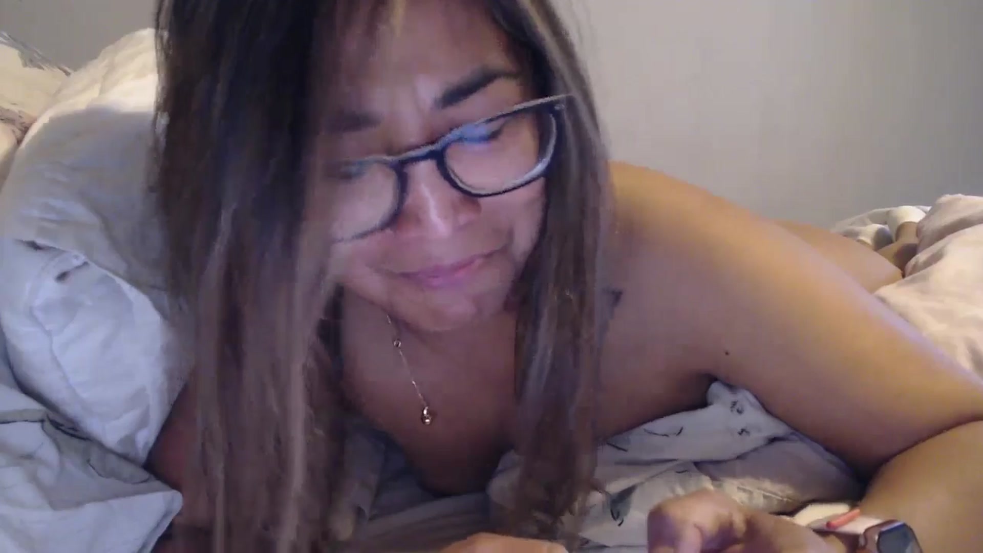 Gallery image thumbnail from NewKristine23's myfreecams stream on, 05/25/2024, 09:14 image 10 of 20