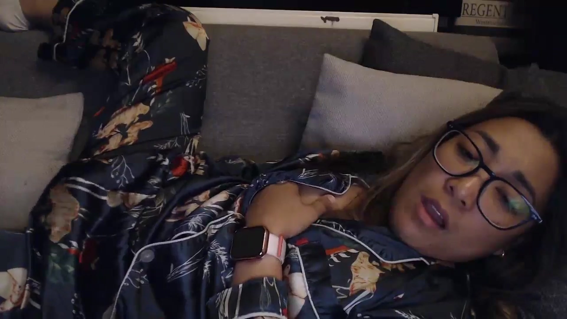 Gallery image thumbnail from NewKristine23's myfreecams stream on, 05/25/2024, 22:42 image 13 of 20