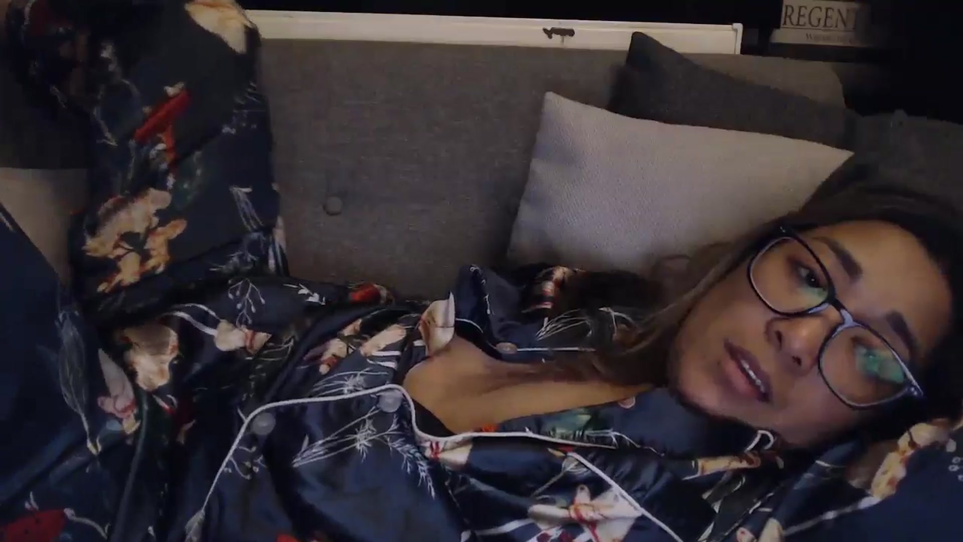 Gallery image thumbnail from NewKristine23's myfreecams stream on, 05/25/2024, 22:42 image 19 of 20