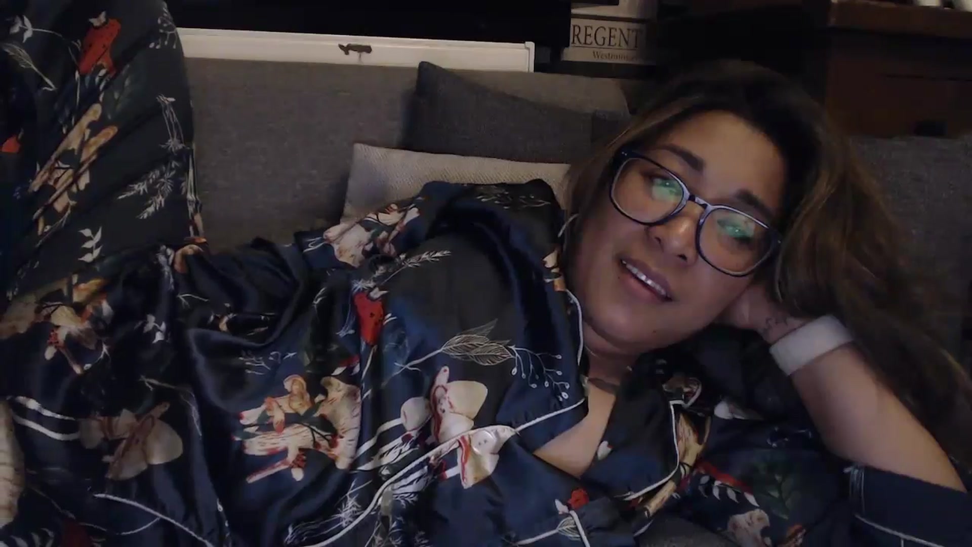 Gallery image thumbnail from NewKristine23's myfreecams stream on, 05/25/2024, 23:33 image 13 of 20