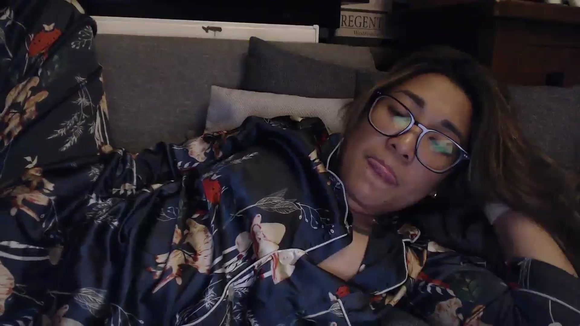 Gallery image thumbnail from NewKristine23's myfreecams stream on, 05/25/2024, 23:33 image 16 of 20