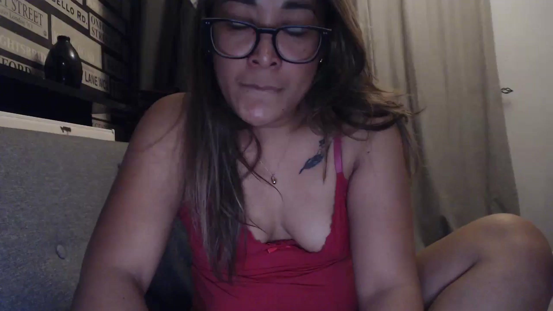 Gallery image thumbnail from NewKristine23's myfreecams stream on, 05/27/2024, 23:51 image 16 of 20