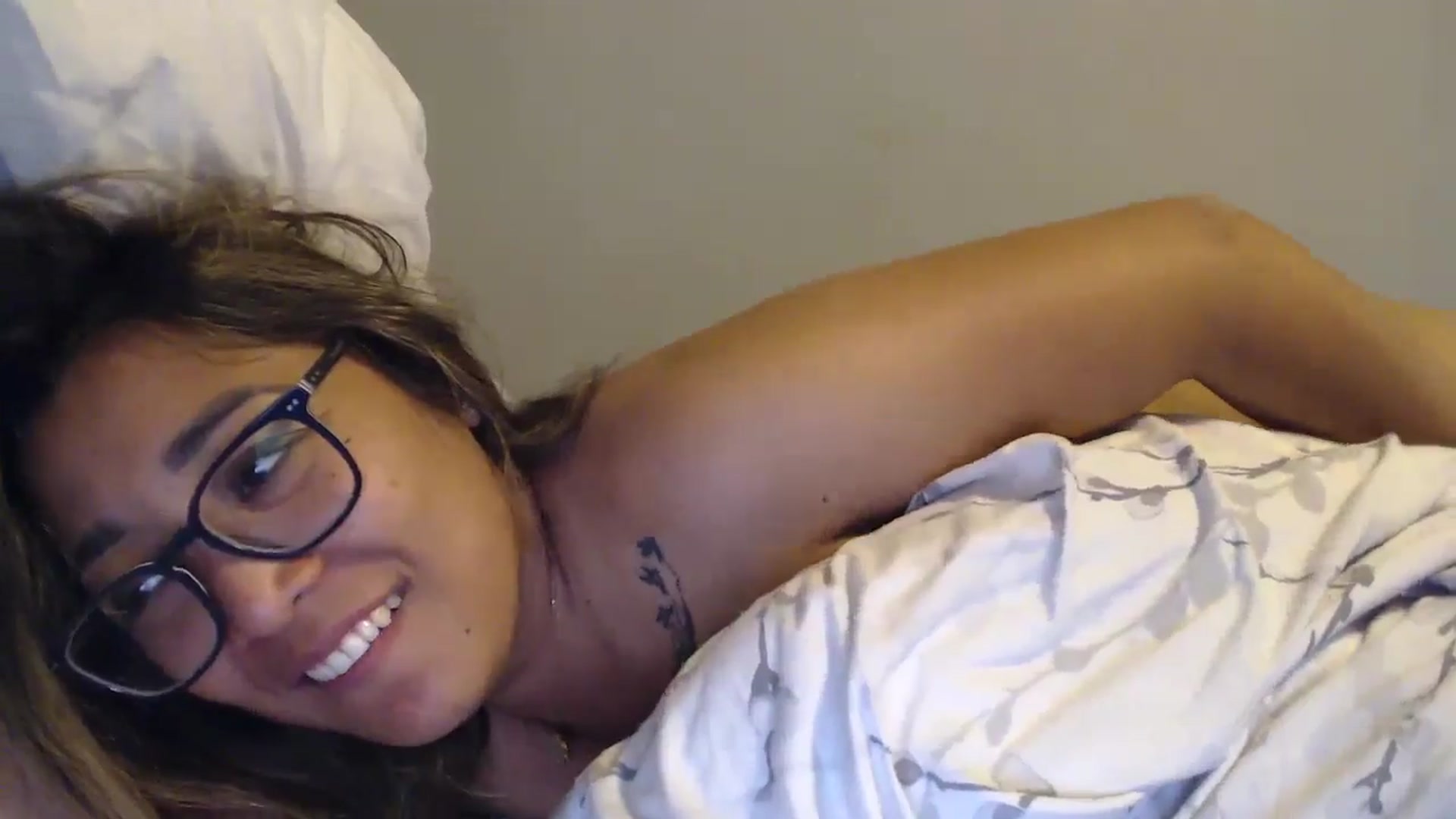 Gallery image thumbnail from NewKristine23's myfreecams stream on, 05/31/2024, 10:49 image 6 of 20