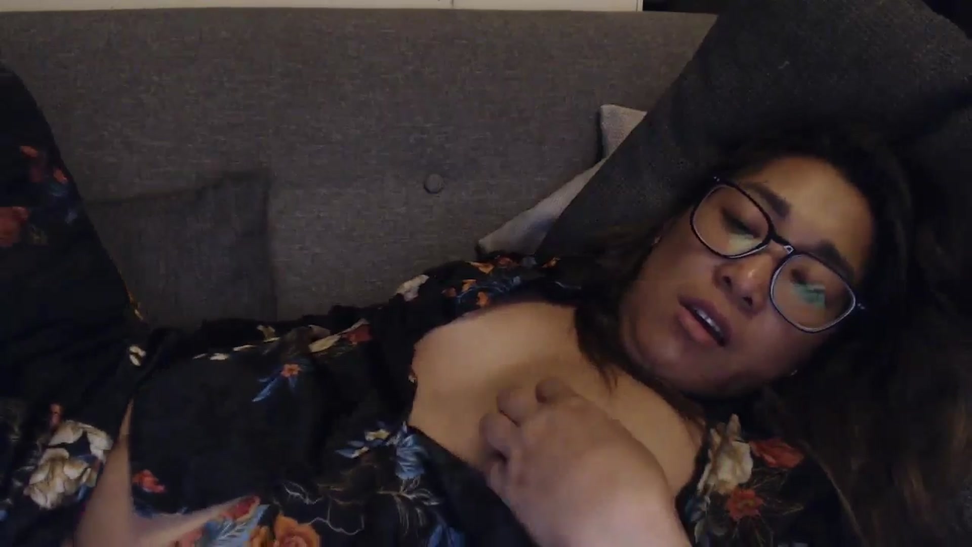 Gallery image thumbnail from NewKristine23's myfreecams stream on, 06/05/2024, 24:29 image 8 of 20