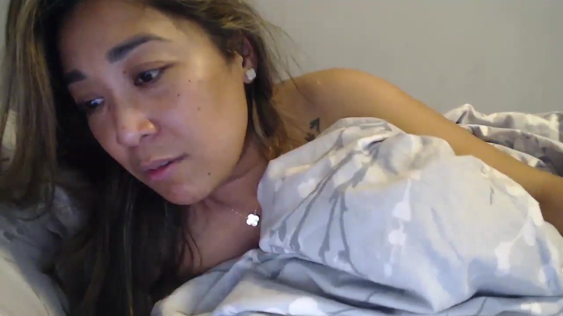 Gallery image thumbnail from NewKristine23's myfreecams stream on, 06/06/2024, 24:34 image 5 of 20