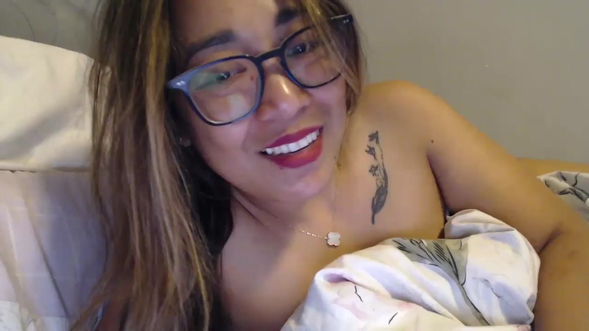 Gallery image thumbnail from NewKristine23's myfreecams stream on, 06/14/2024, 10:04 image 1 of 20