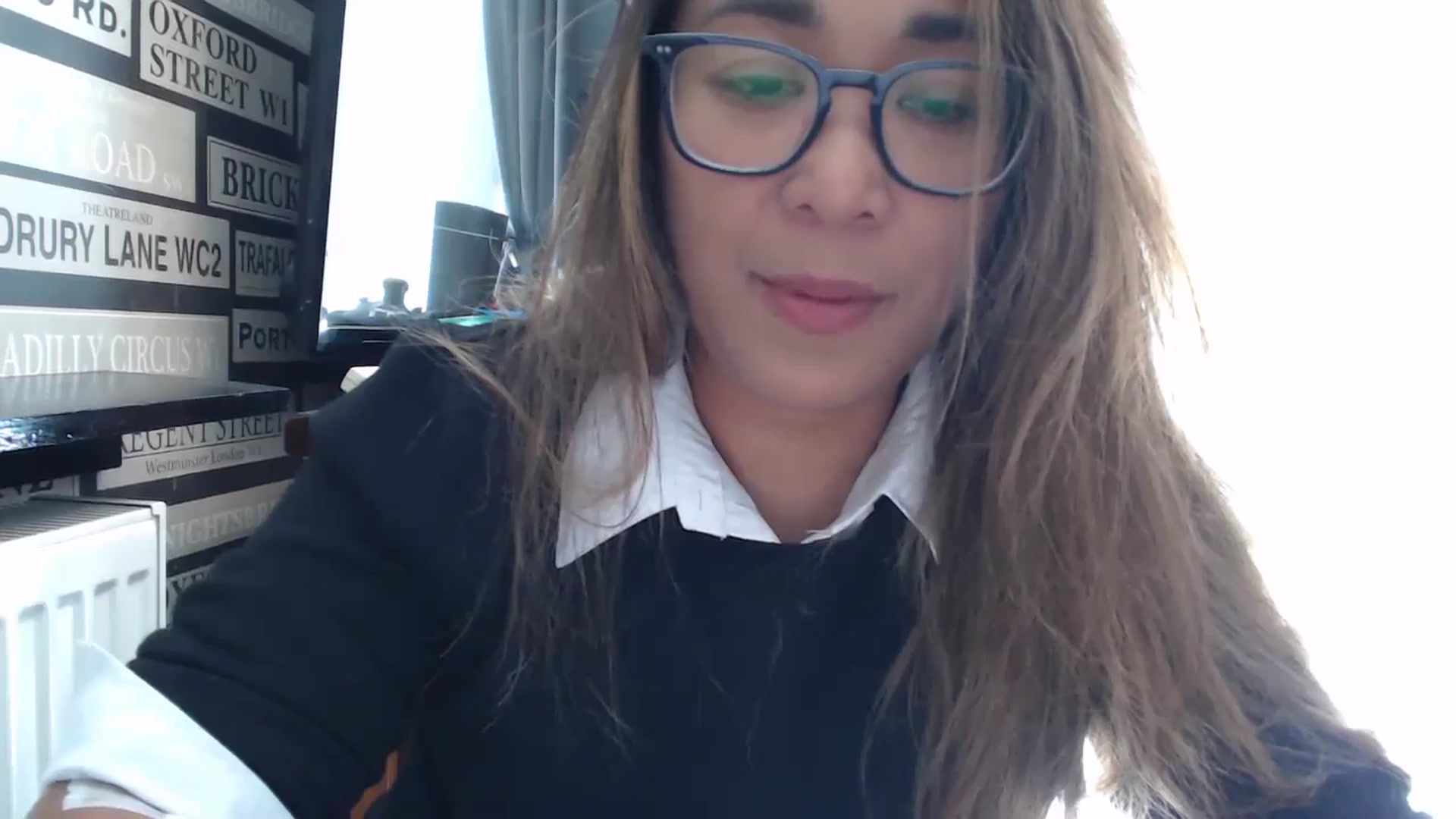Gallery image thumbnail from NewKristine23's myfreecams stream on, 06/19/2024, 10:20 image 9 of 20