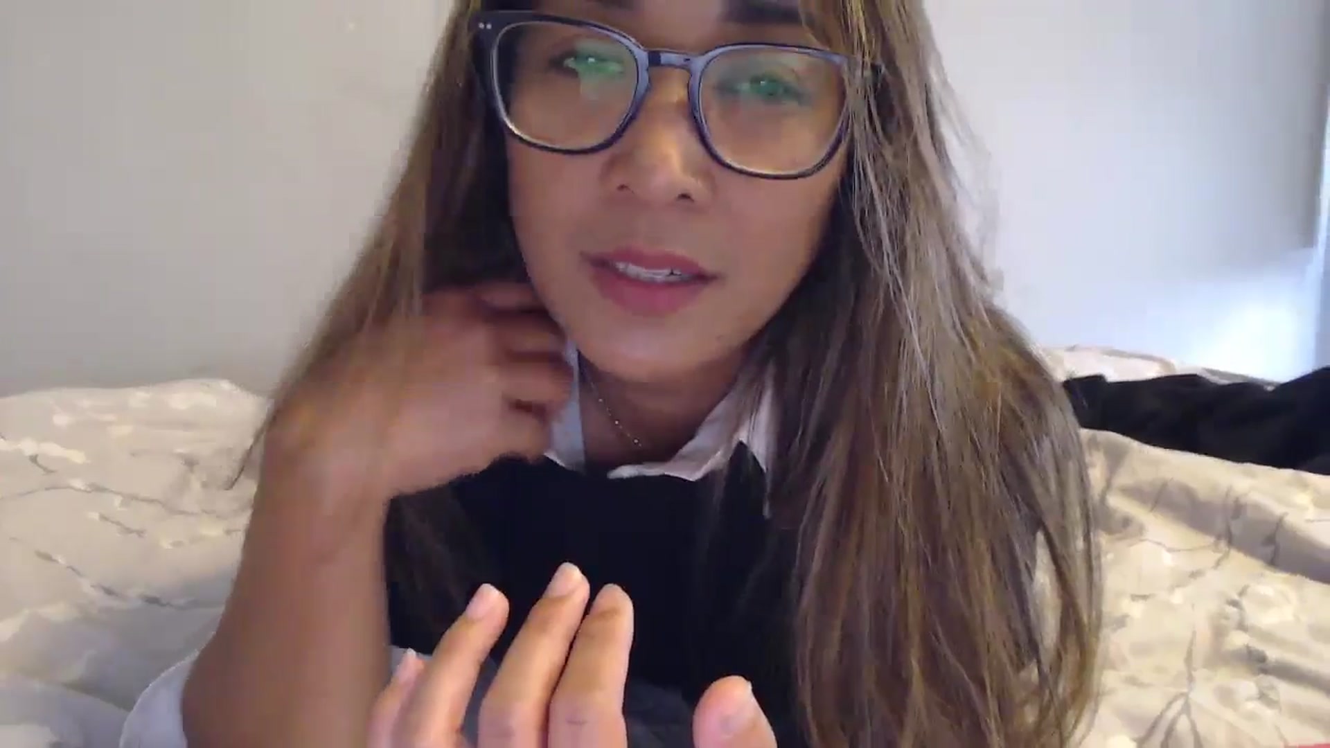 Gallery image thumbnail from NewKristine23's myfreecams stream on, 06/19/2024, 11:18 image 16 of 20