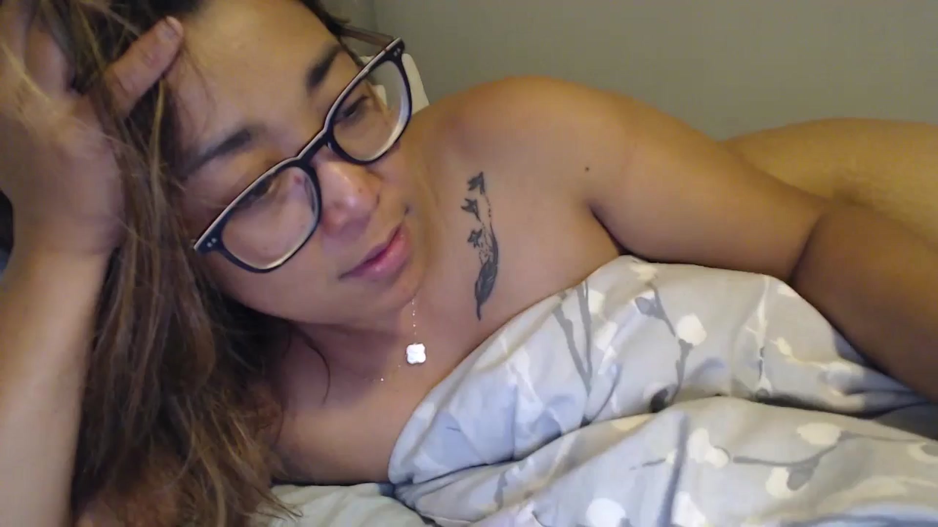 Gallery image thumbnail from NewKristine23's myfreecams stream on, 06/26/2024, 22:45 image 1 of 20