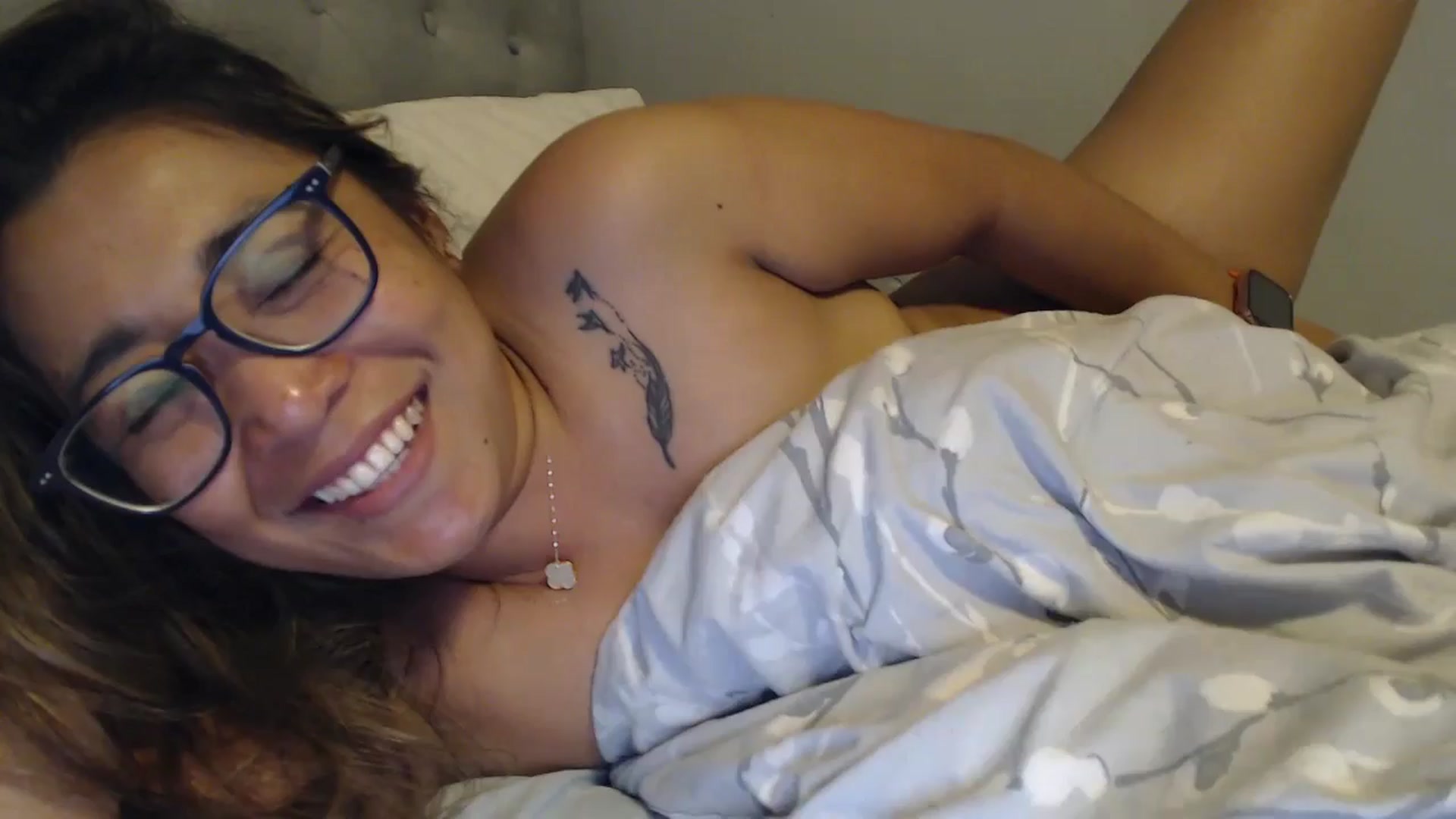 Gallery image thumbnail from NewKristine23's myfreecams stream on, 06/26/2024, 22:45 image 3 of 20
