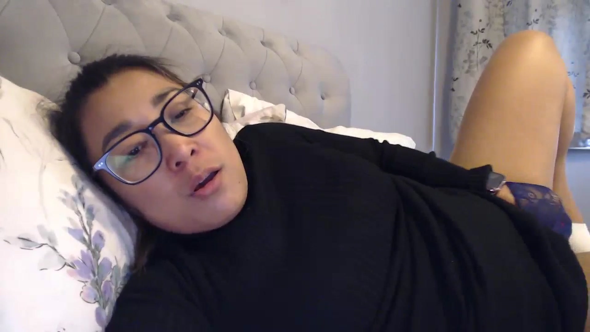 Gallery image thumbnail from NewKristine23's myfreecams stream on, 07/03/2024, 11:23 image 6 of 20
