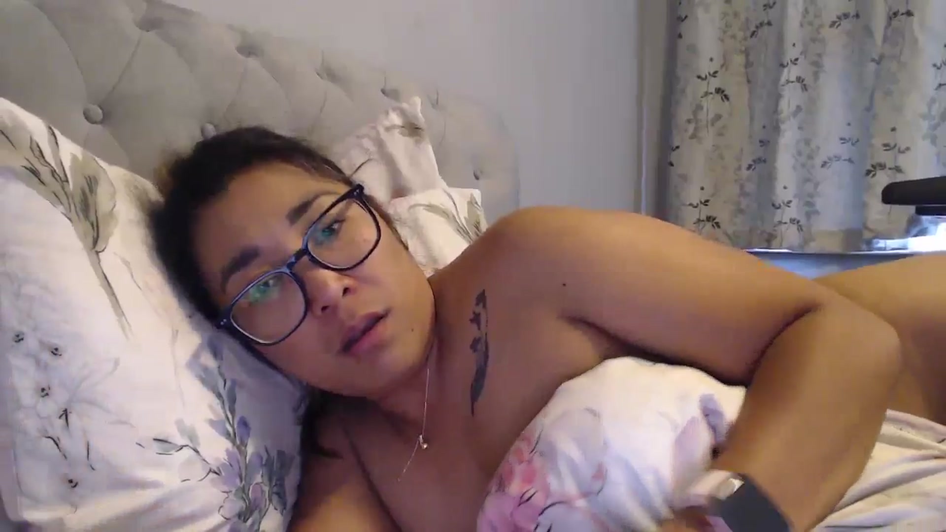 Gallery image thumbnail from NewKristine23's myfreecams stream on, 07/03/2024, 12:09 image 13 of 20