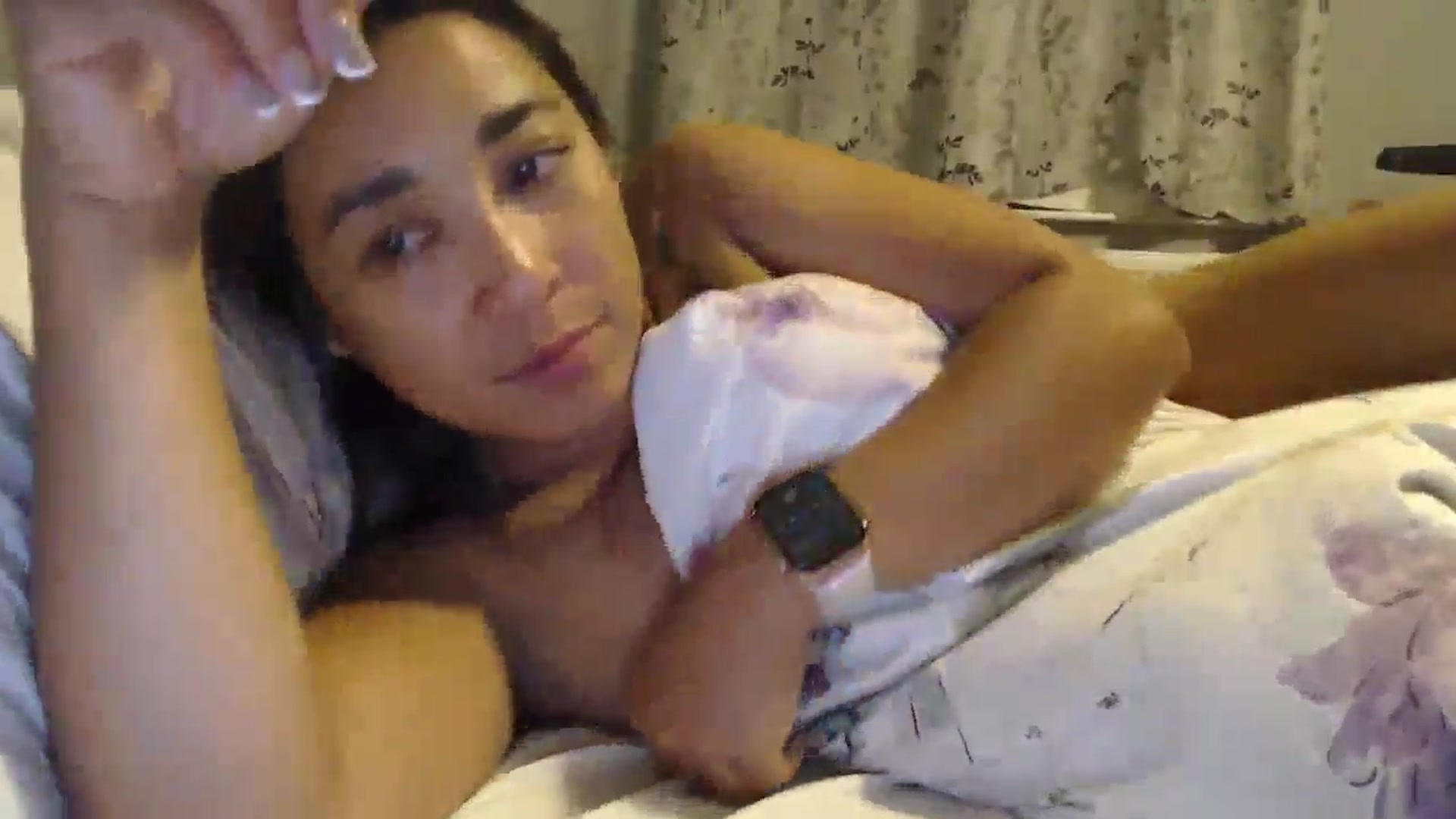 Gallery image thumbnail from NewKristine23's myfreecams stream on, 07/28/2024, 23:10 image 13 of 20