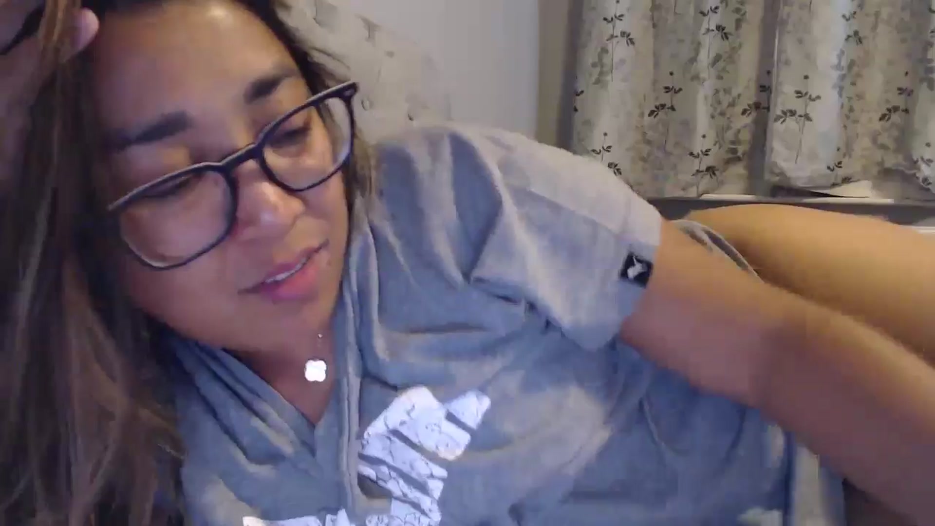 Gallery image thumbnail from NewKristine23's myfreecams stream on, 08/21/2024, 23:21 image 17 of 20