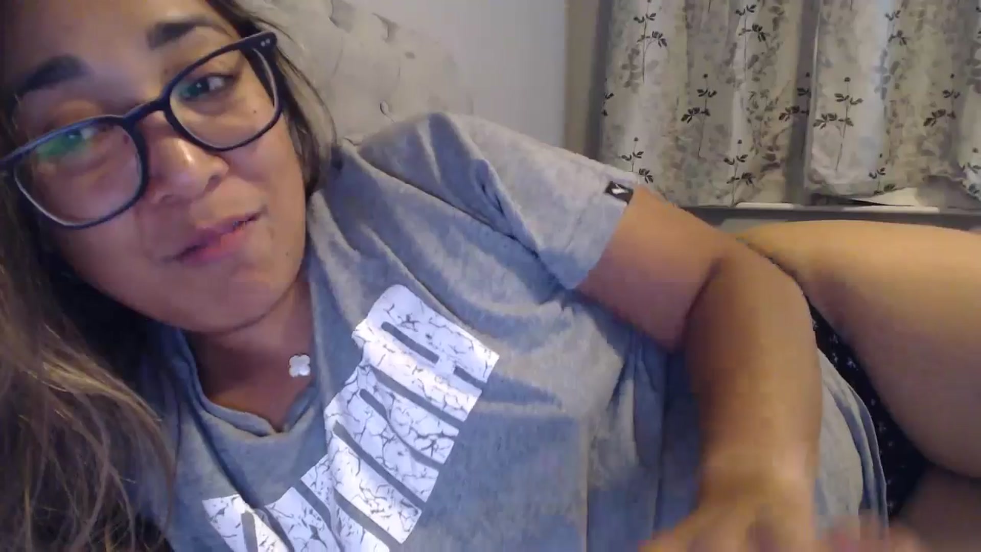 Gallery image thumbnail from NewKristine23's myfreecams stream on, 08/21/2024, 23:21 image 16 of 20