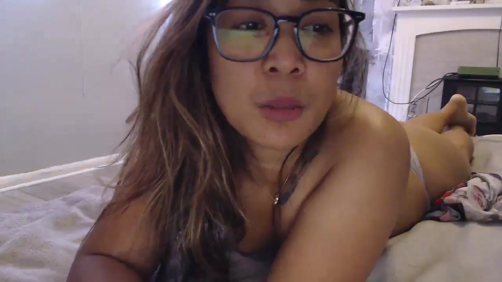 Gallery image thumbnail from NewKristine23's myfreecams stream on, 09/22/2024, 11:02 image 14 of 20
