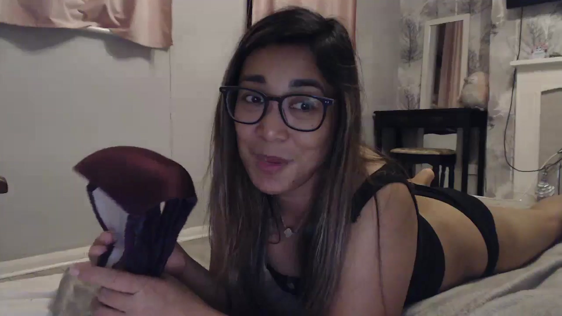 Gallery image thumbnail from NewKristine23's myfreecams stream on, 09/23/2024, 22:43 image 15 of 20