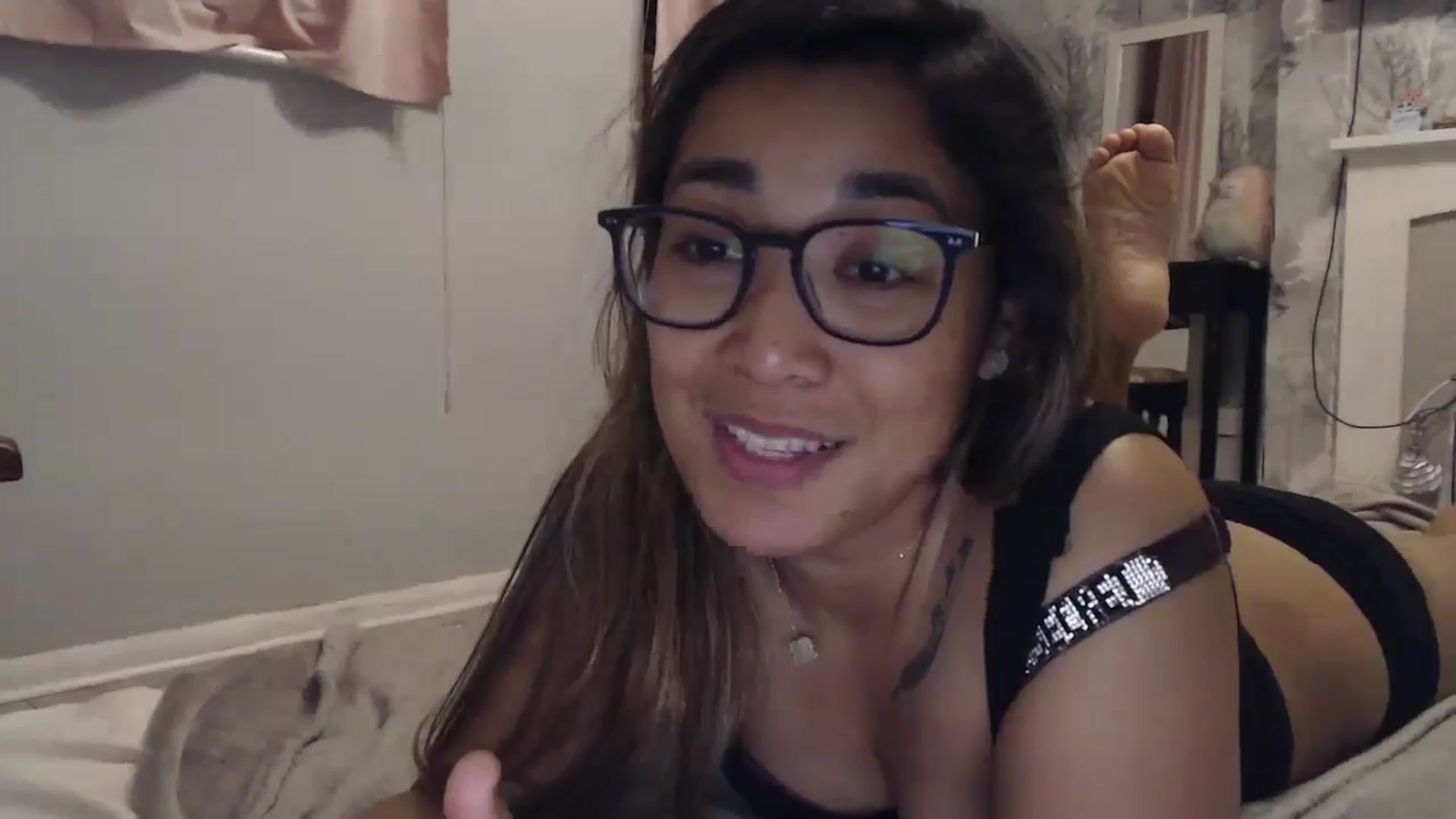 Gallery image thumbnail from NewKristine23's myfreecams stream on, 09/23/2024, 22:43 image 8 of 20