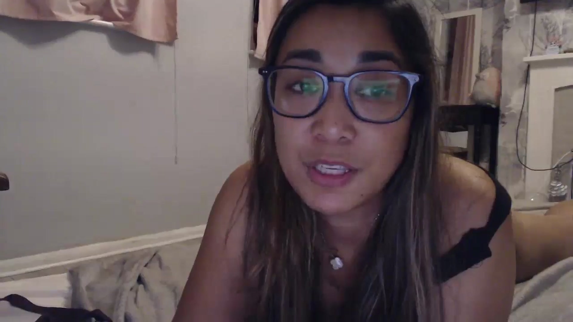 Gallery image thumbnail from NewKristine23's myfreecams stream on, 09/23/2024, 22:43 image 20 of 20