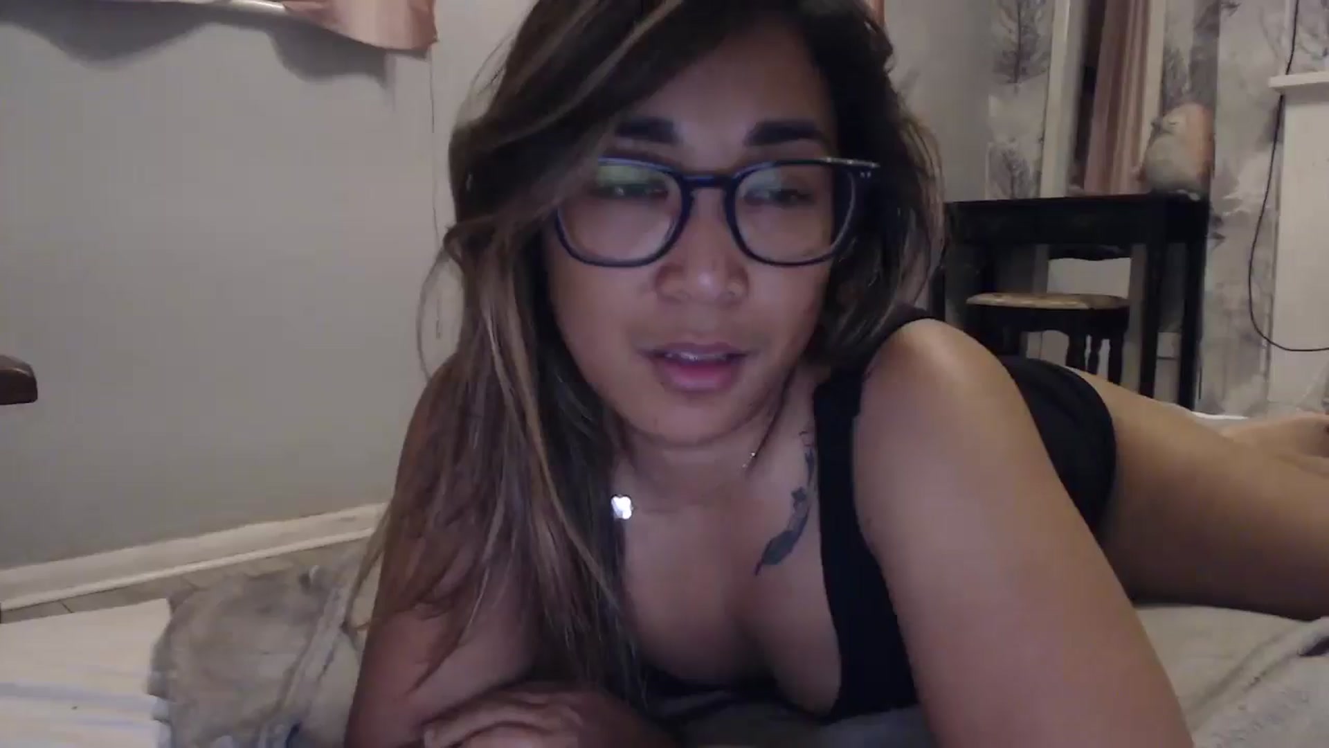 Gallery image thumbnail from NewKristine23's myfreecams stream on, 09/23/2024, 23:26 image 1 of 20