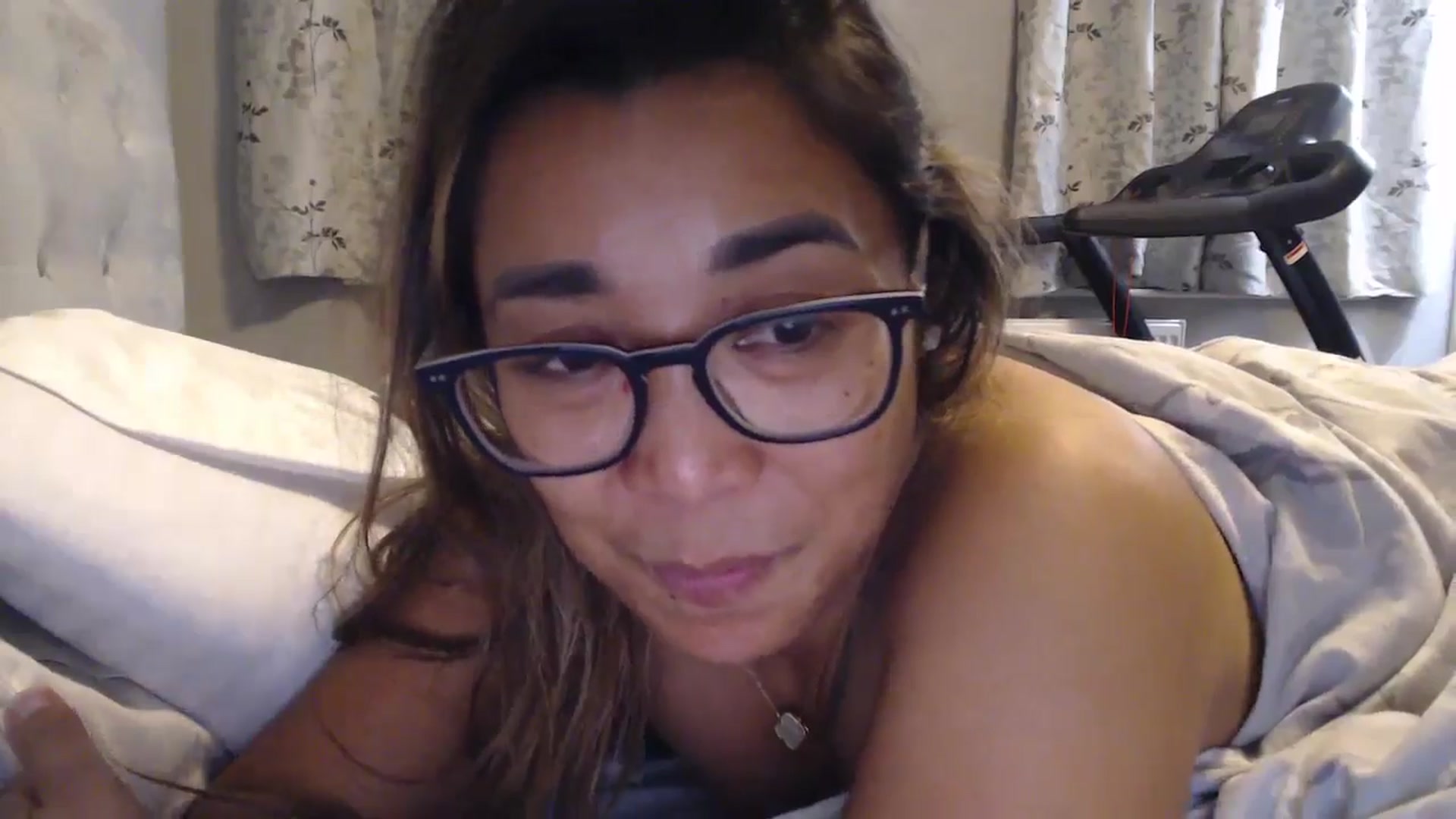 Gallery image thumbnail from NewKristine23's myfreecams stream on, 10/02/2024, 23:39 image 19 of 20