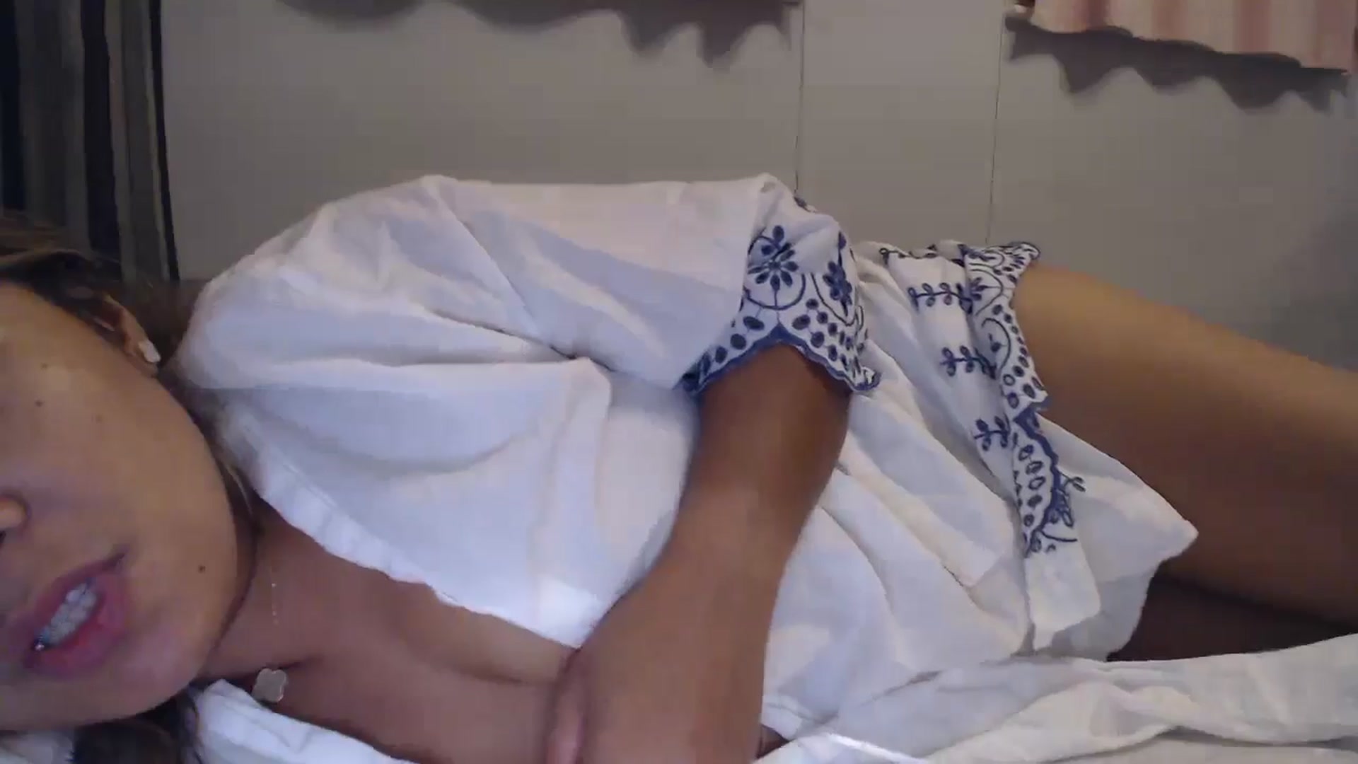 Gallery image thumbnail from NewKristine23's myfreecams stream on, 10/08/2024, 23:19 image 4 of 20