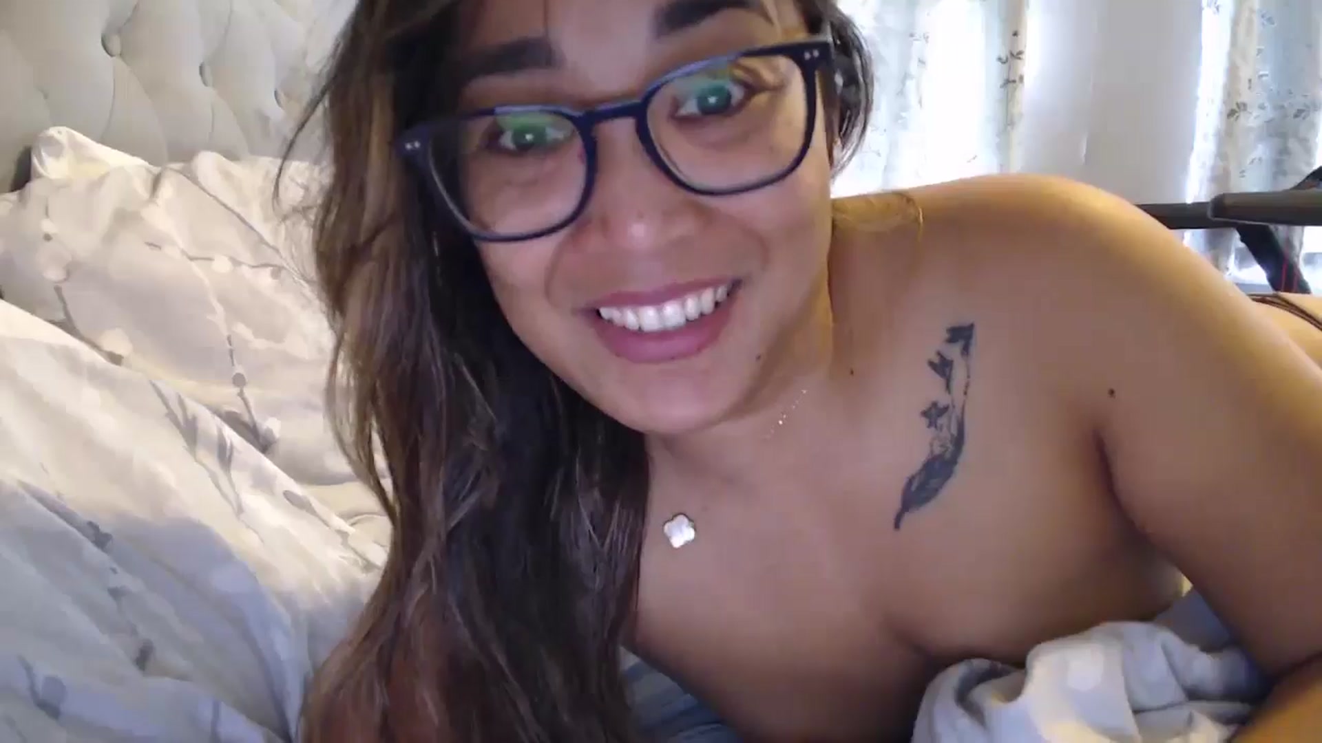 Gallery image thumbnail from NewKristine23's myfreecams stream on, 10/18/2024, 09:41 image 3 of 20