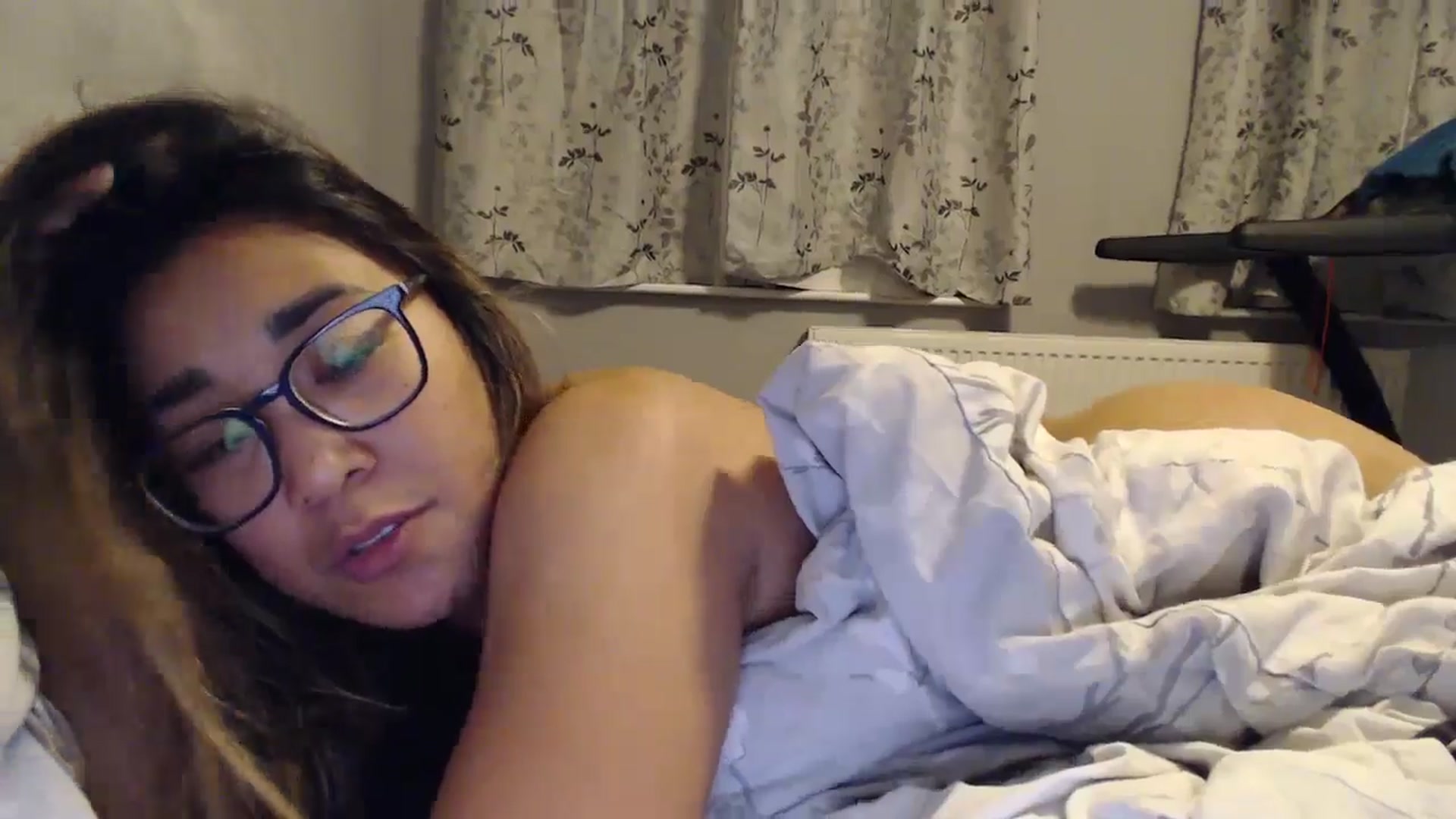 Gallery image thumbnail from NewKristine23's myfreecams stream on, 10/18/2024, 23:26 image 12 of 20