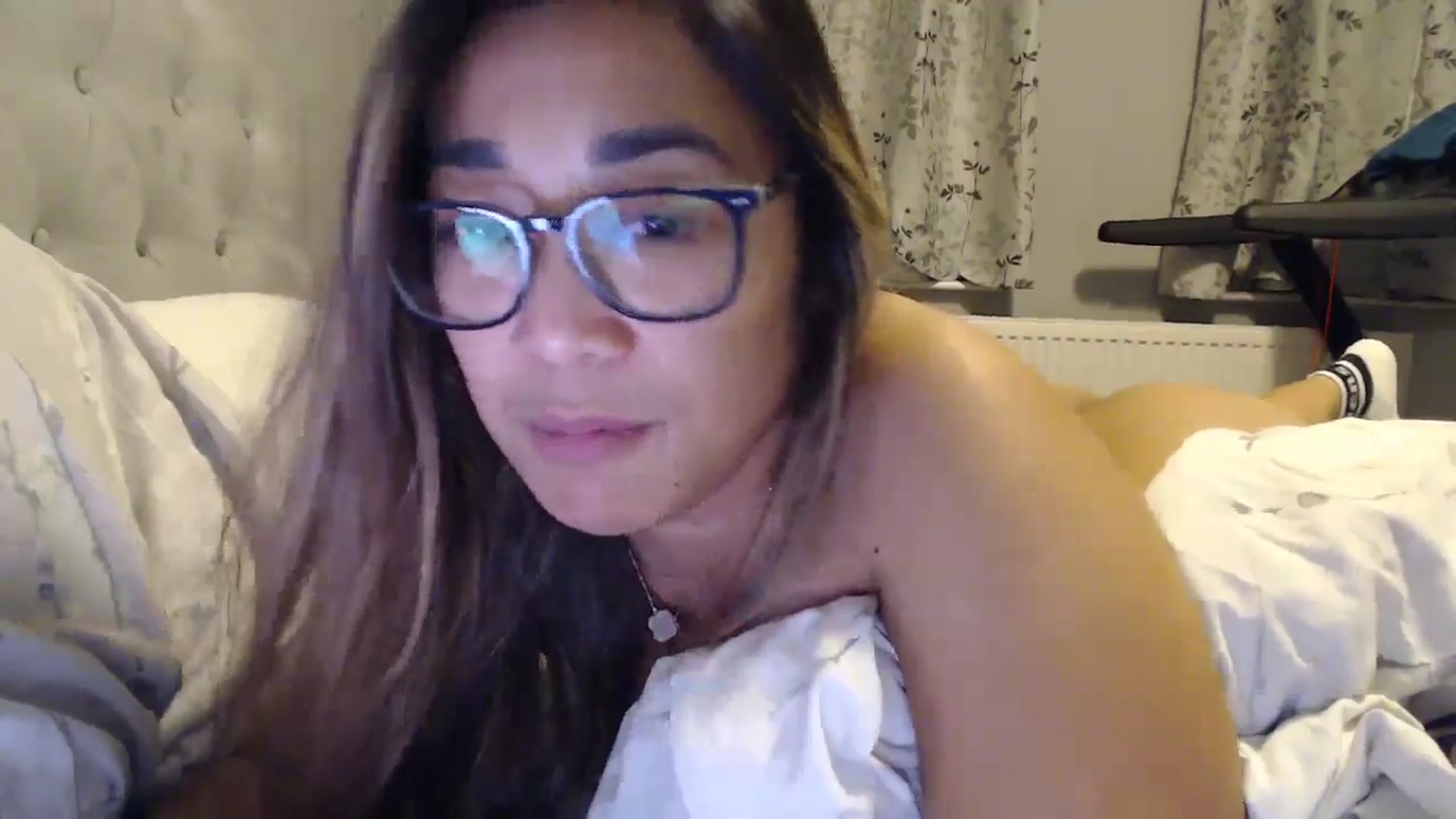 Gallery image thumbnail from NewKristine23's myfreecams stream on, 10/18/2024, 23:26 image 16 of 20