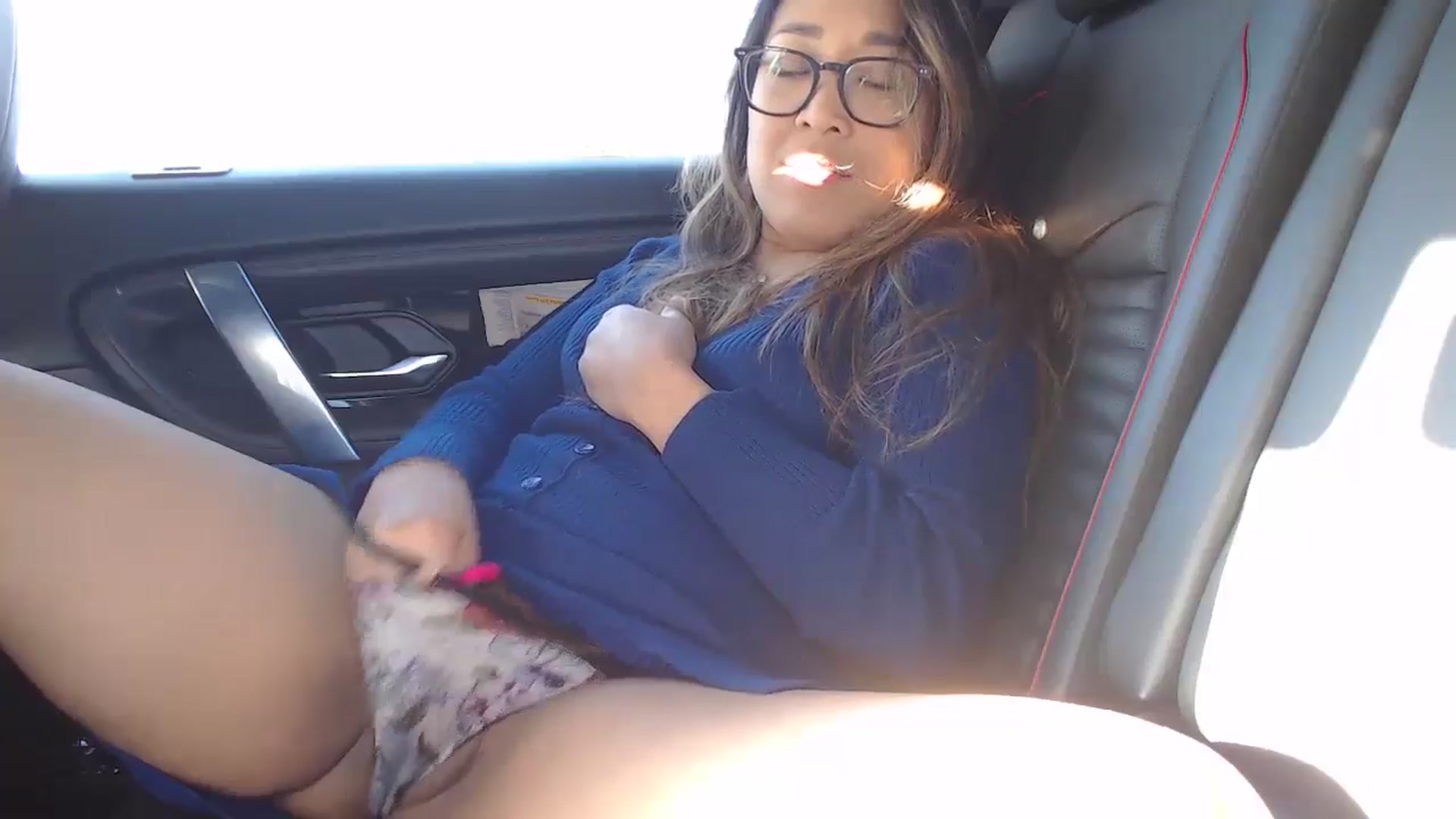 Gallery image thumbnail from NewKristine23's myfreecams stream on, 11/26/2024, 11:42 image 3 of 20