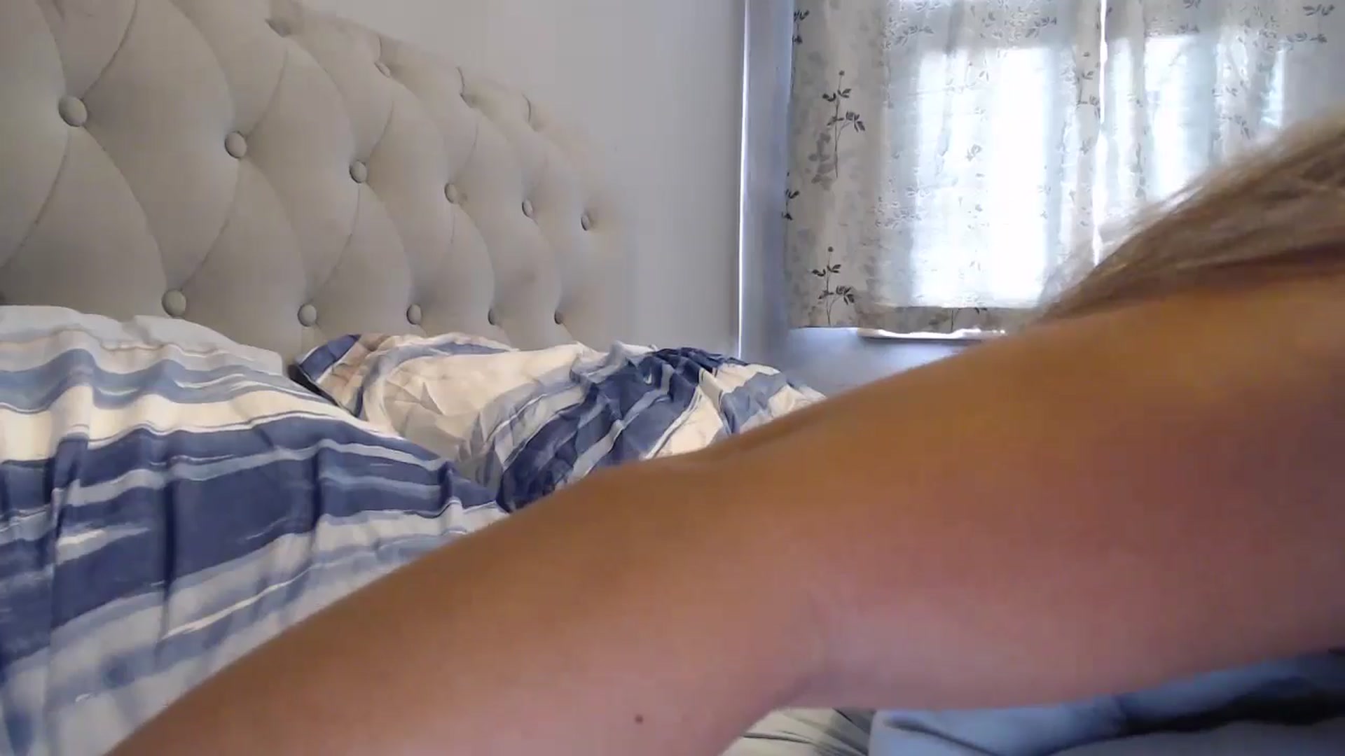 Gallery image thumbnail from NewKristine23's myfreecams stream on, 11/28/2024, 13:05 image 2 of 20