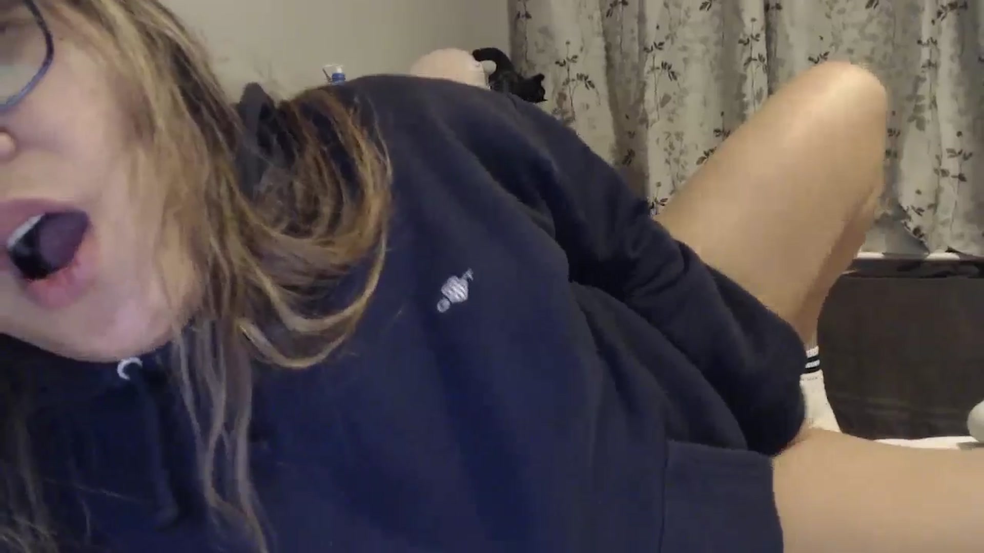 Gallery image thumbnail from NewKristine23's myfreecams stream on, 01/21/2025, 19:55 image 9 of 20