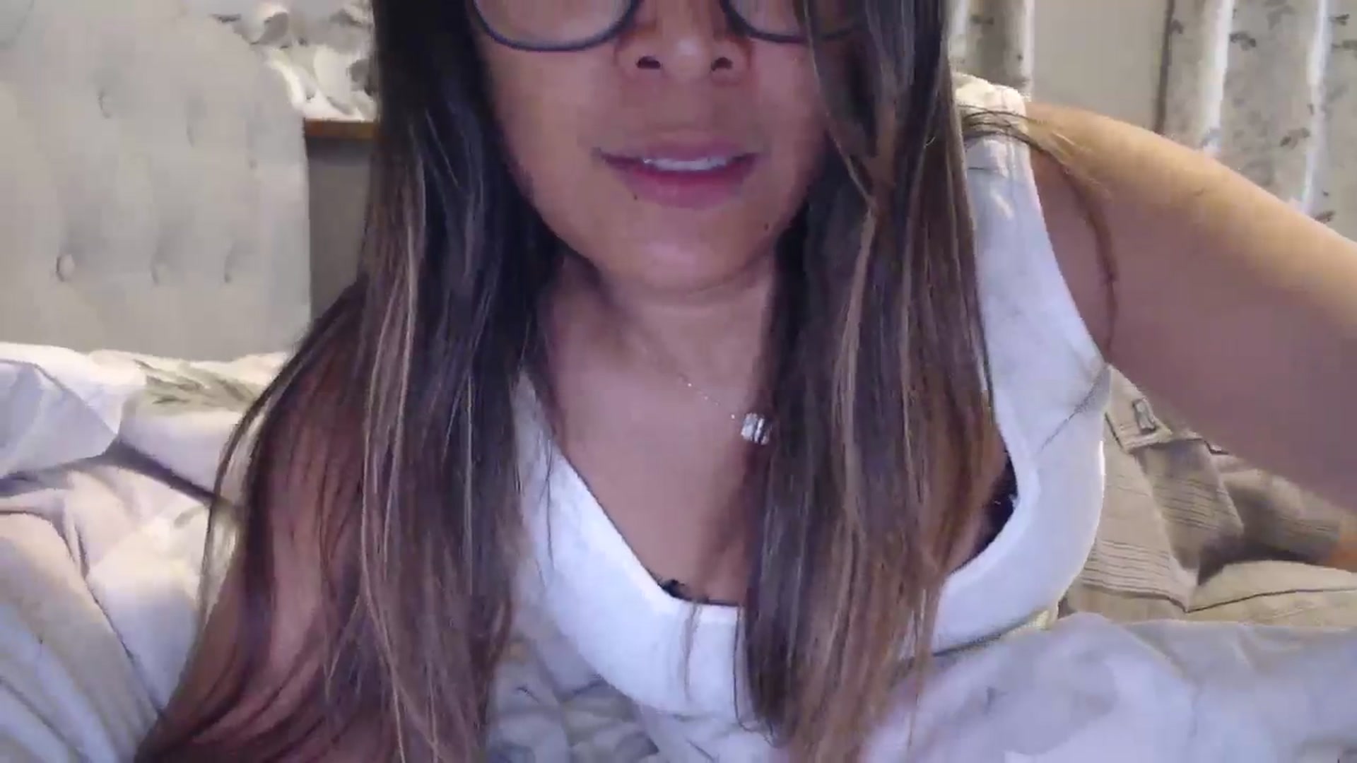 Gallery image thumbnail from NewKristine23's myfreecams stream on, 08/19/2025, 19:59 image 2 of 20