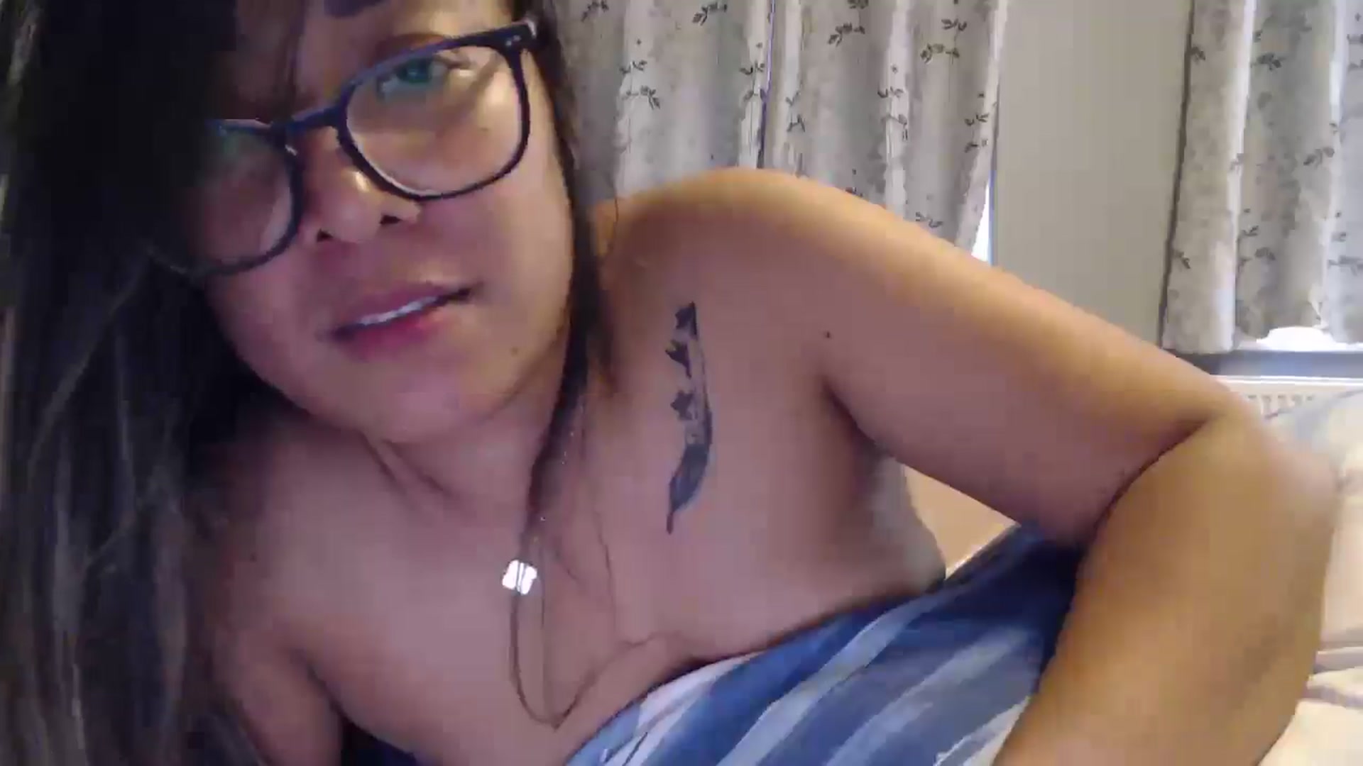 Gallery image thumbnail from NewKristine23's myfreecams stream on, 10/14/2025, 13:38 image 10 of 20