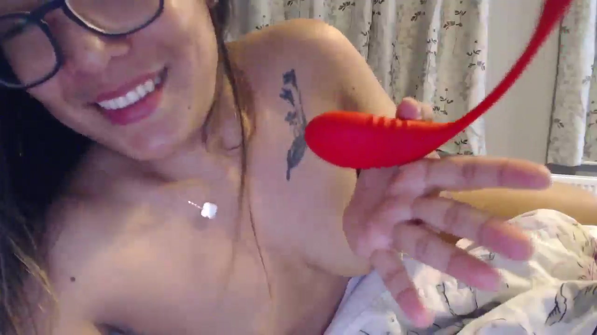 Gallery image thumbnail from NewKristine23's myfreecams stream on, 10/23/2025, 23:17 image 6 of 20