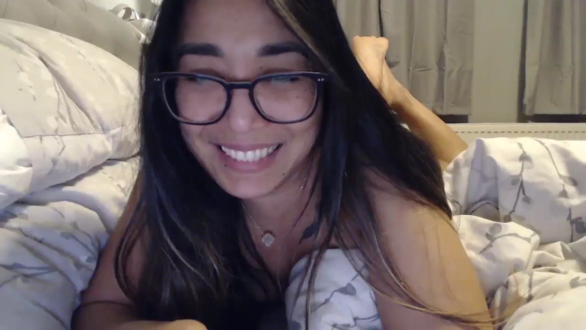 Gallery image thumbnail from NewKristine23's myfreecams stream on, 01/21/2026, 19:45 image 3 of 20