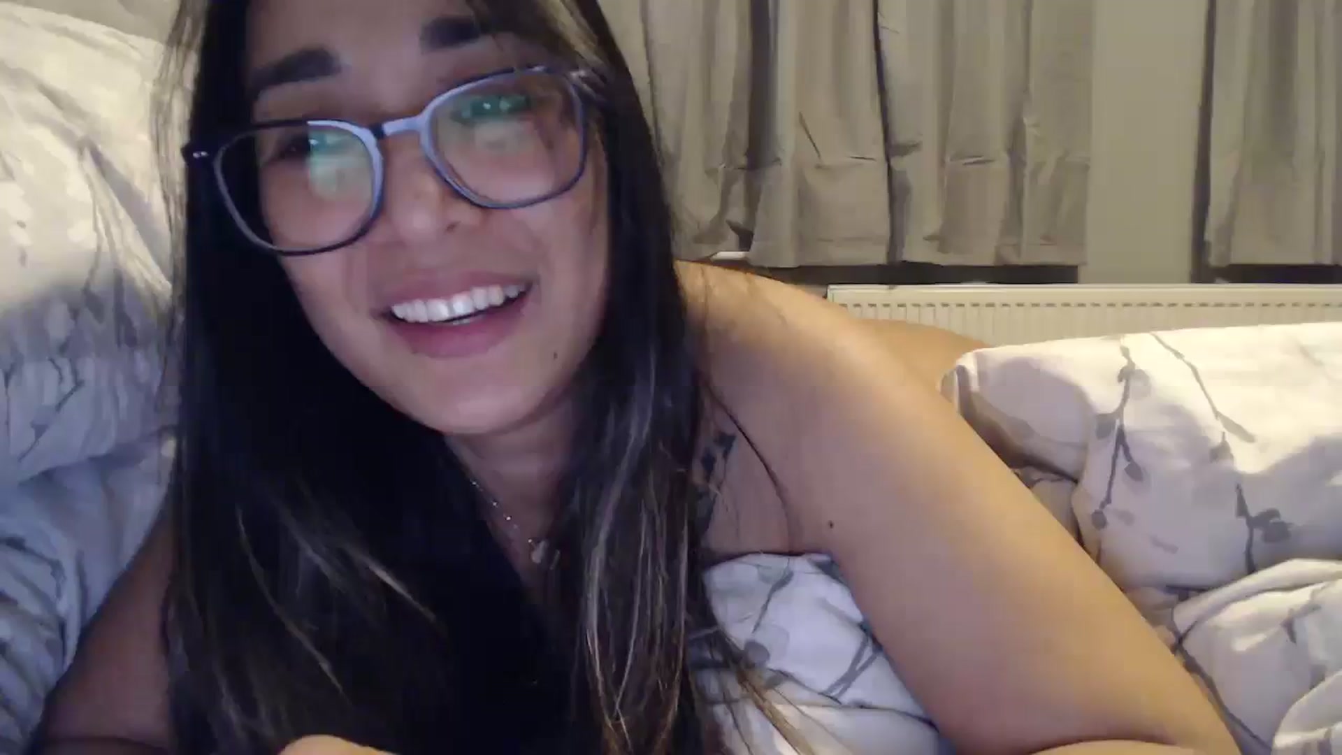 Gallery image thumbnail from NewKristine23's myfreecams stream on, 01/21/2026, 19:45 image 1 of 20