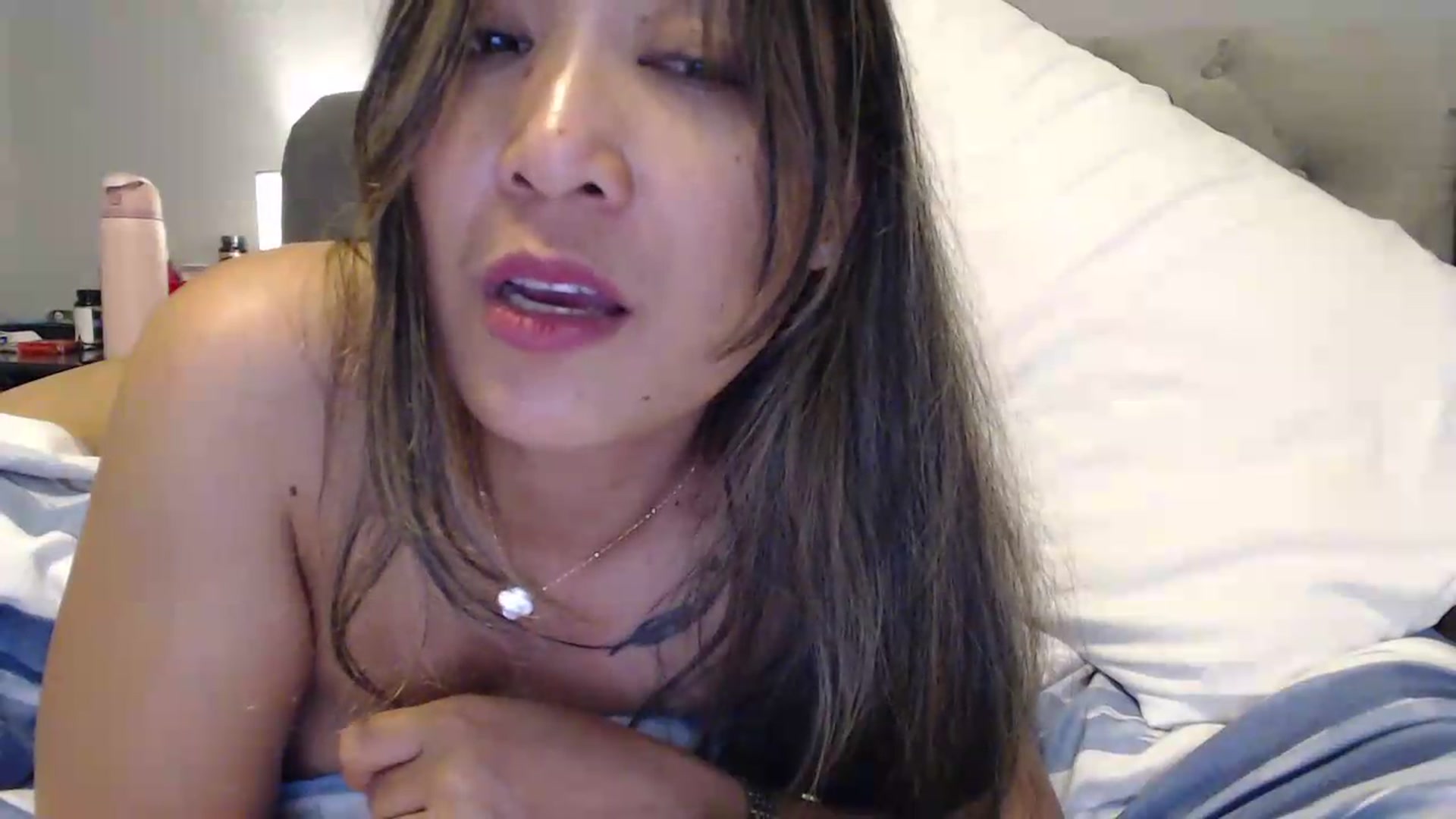 Gallery image thumbnail from NewKristine23's myfreecams stream on, 07/29/2026, 21:51 image 15 of 20