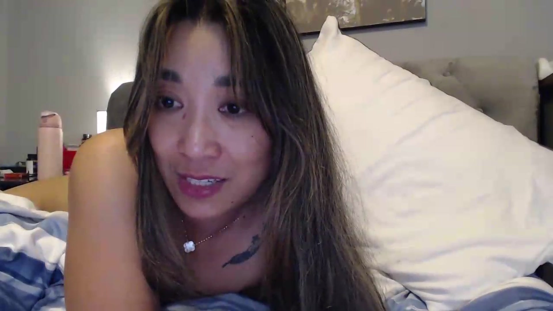 Gallery image thumbnail from NewKristine23's myfreecams stream on, 07/29/2026, 21:51 image 14 of 20