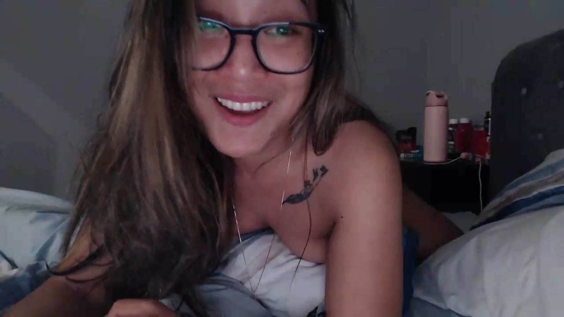 Gallery image thumbnail from NewKristine23's myfreecams stream on, 07/31/2026, 13:21 image 17 of 20